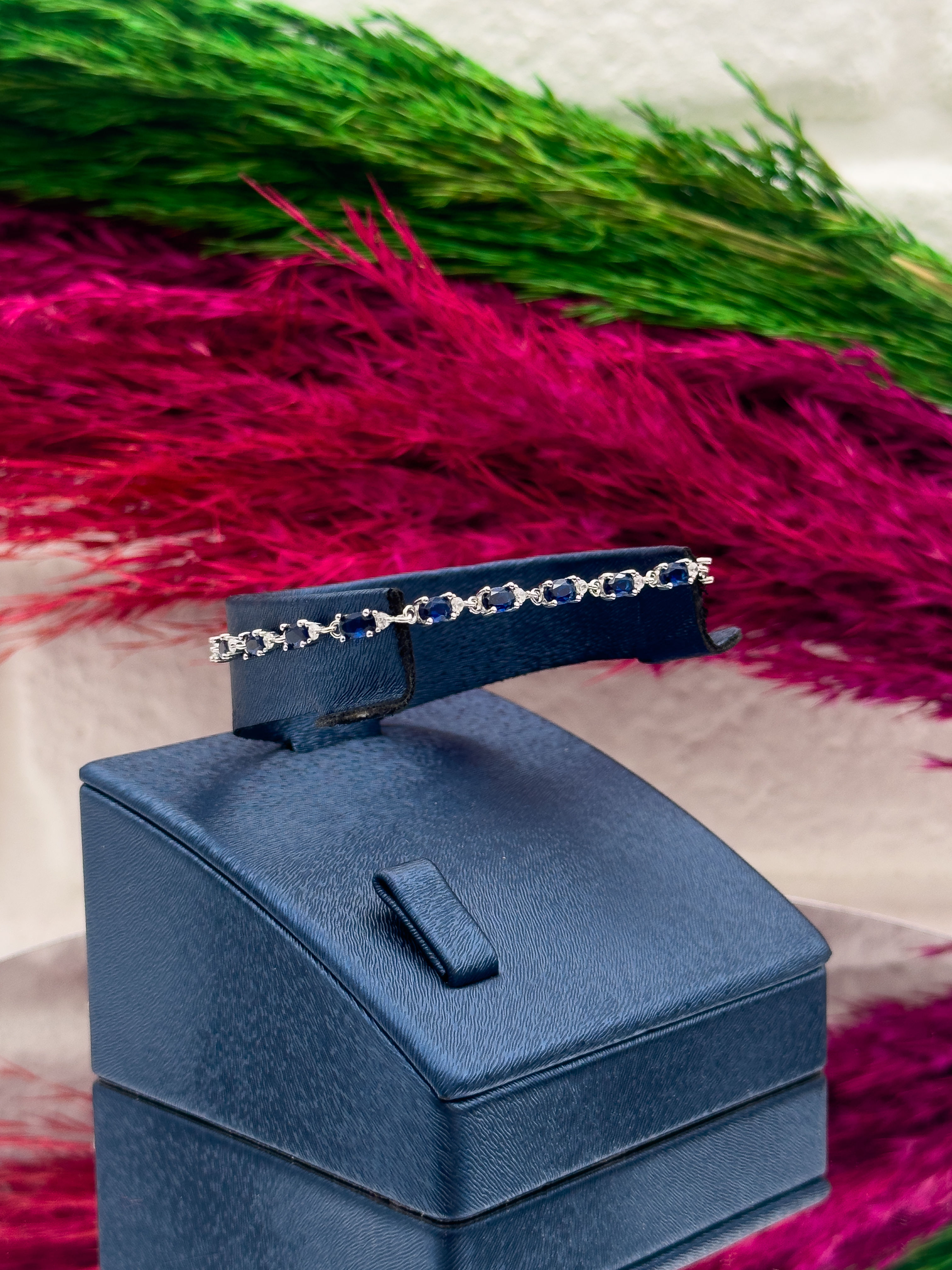 925 Ayar Gümüş Safir Taşlı Su Yolu Desenli Popüler Kadın Bileklik