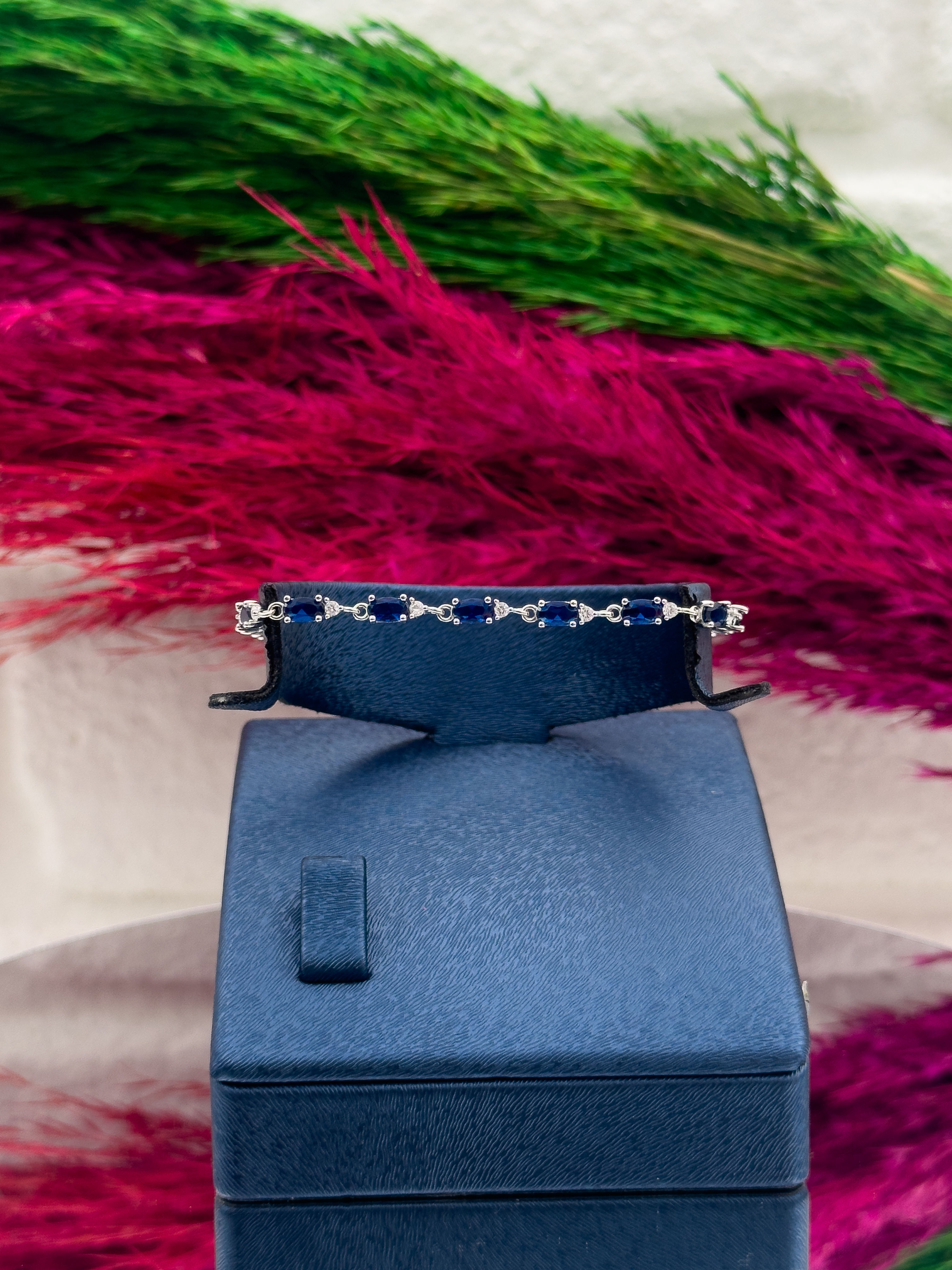 925 Ayar Gümüş Safir Taşlı Su Yolu Desenli Popüler Kadın Bileklik