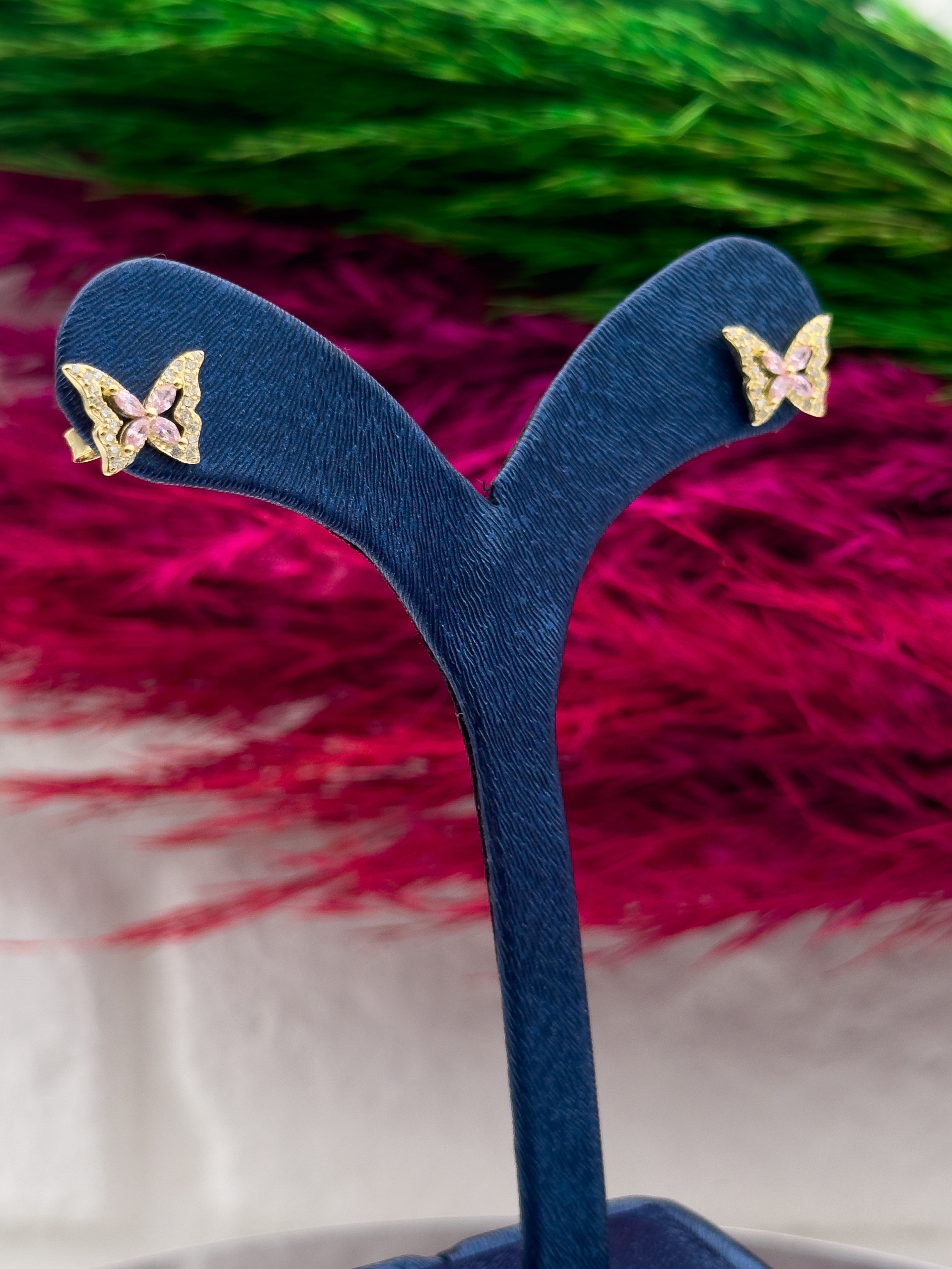 925 Ayar Gümüş Özel Tasarım Gold Renk Kelebek Modeli Trend Kadın Küpe