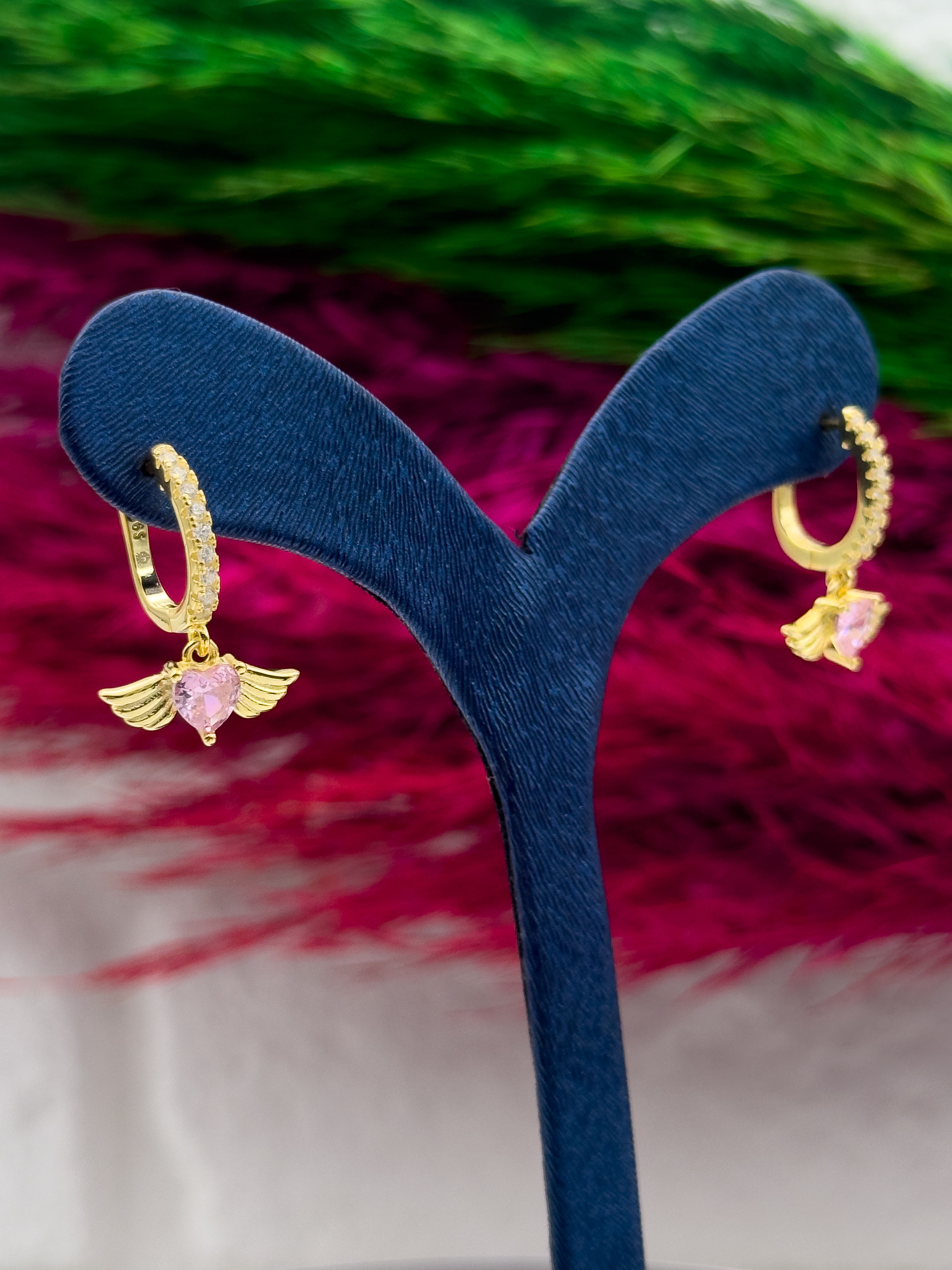 925 Ayar Gümüş Gold Renk Kalpli Pembe Kuvars Taşlı Melek Kanadı Modeli Lüks Kadın Küpe