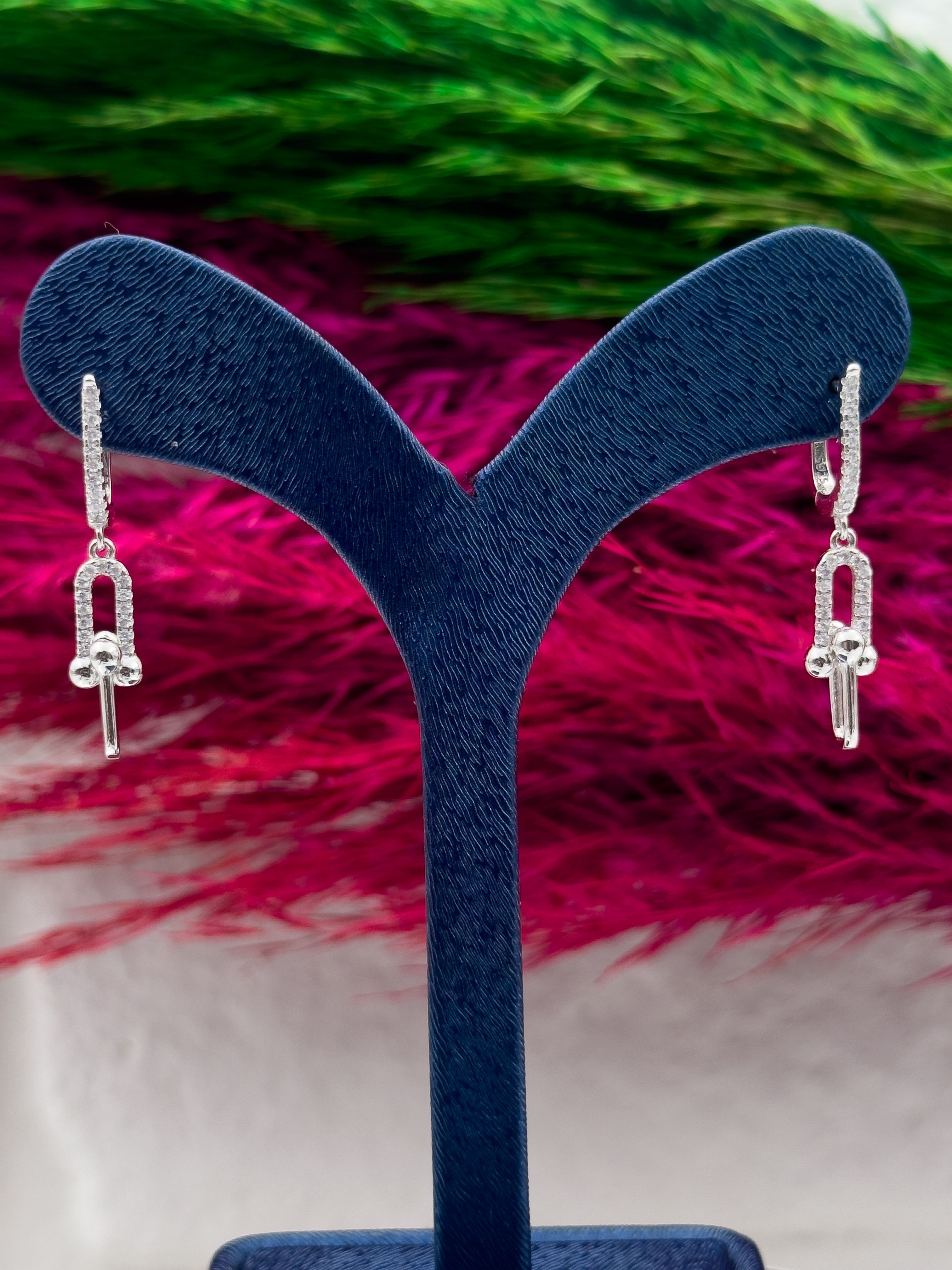 925 Ayar Gümüş Özel Tasarım Ataç Modeli Popüler Kadın Küpe