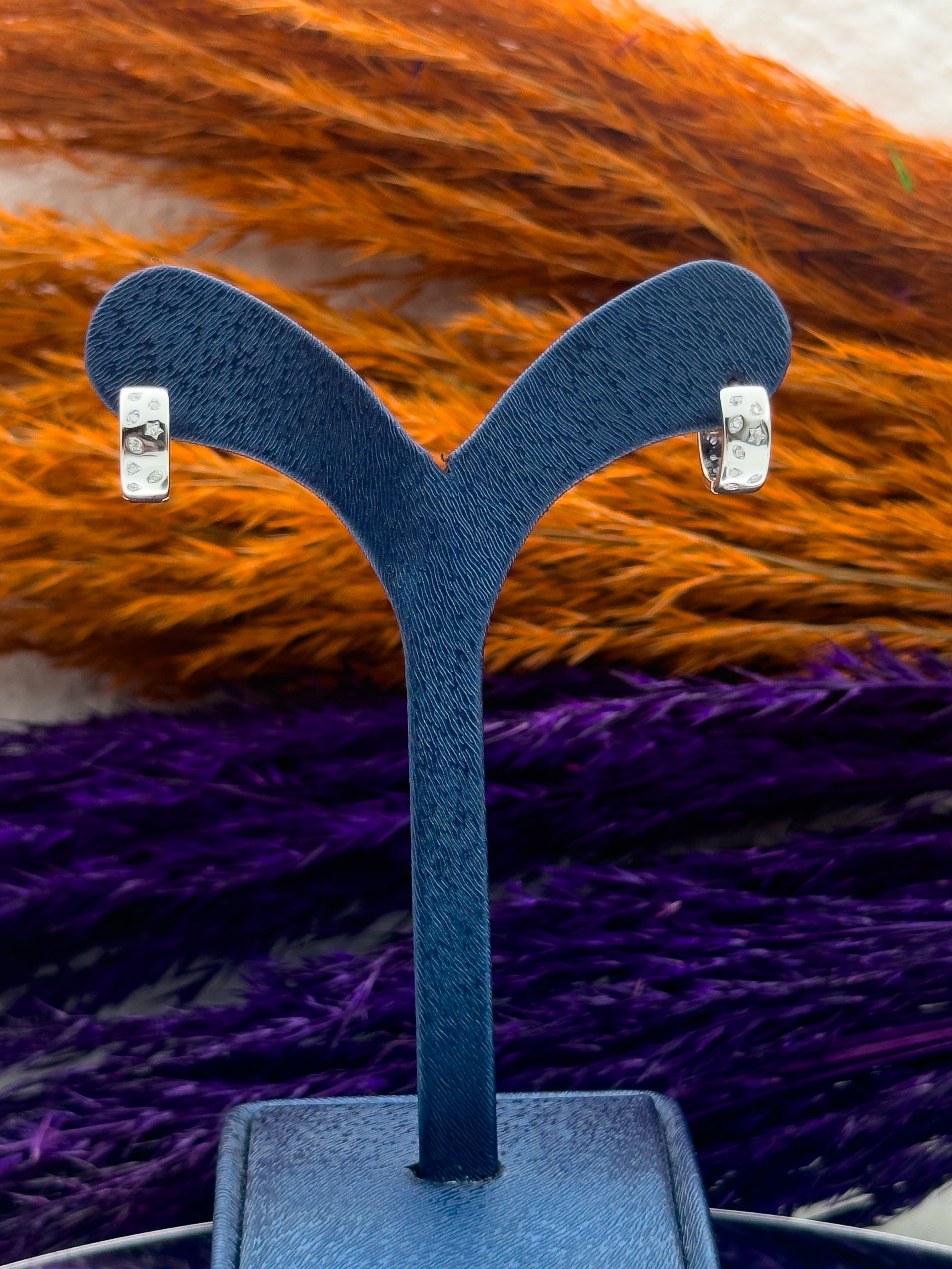 925 Ayar Gümüş Yıldız Detaylı Halka Modeli Lüks Kadın Küpe