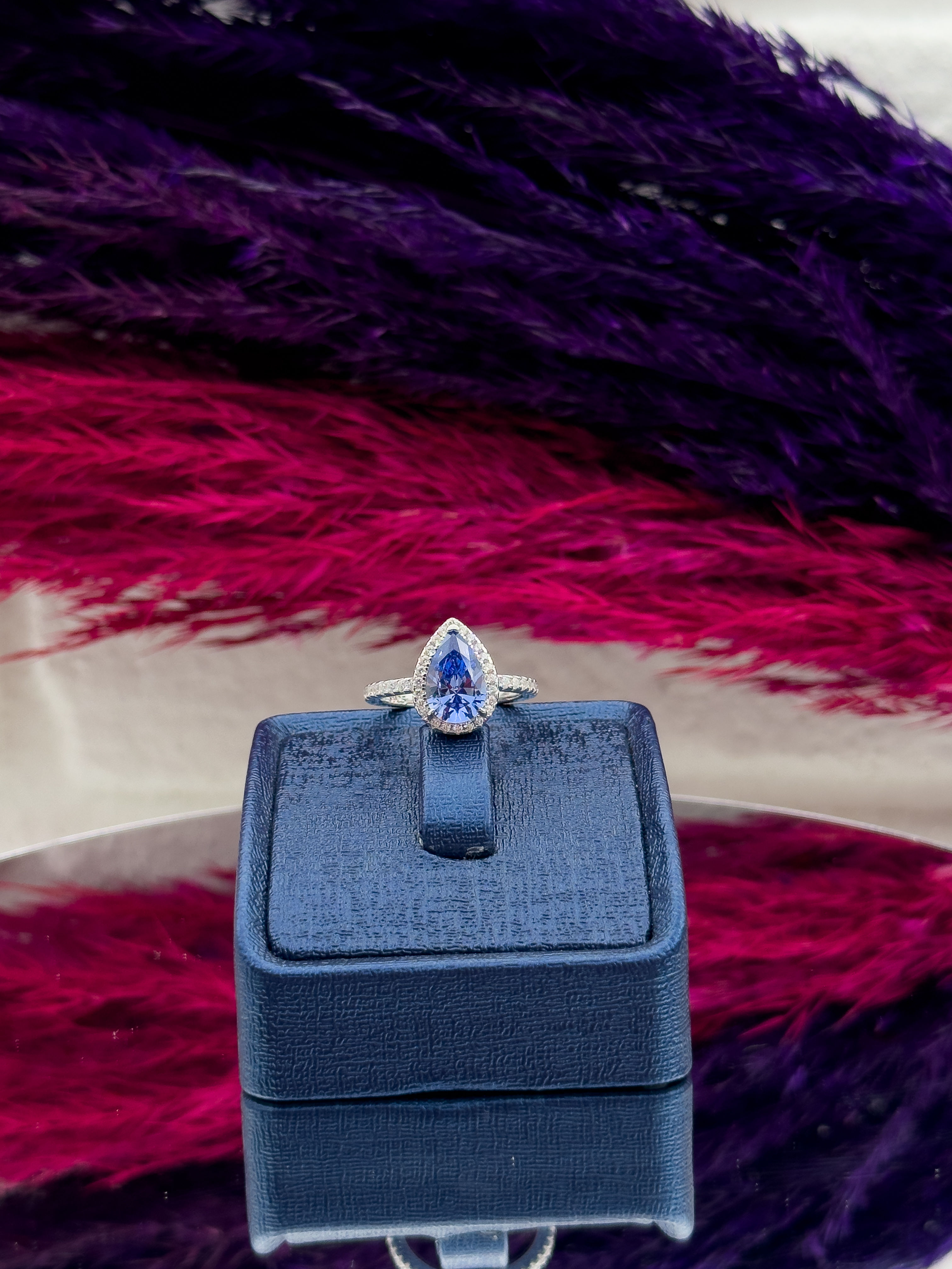 925 Ayar Gümüş Damla Mistik Topaz Taşlı Zarif Kadın Yüzük