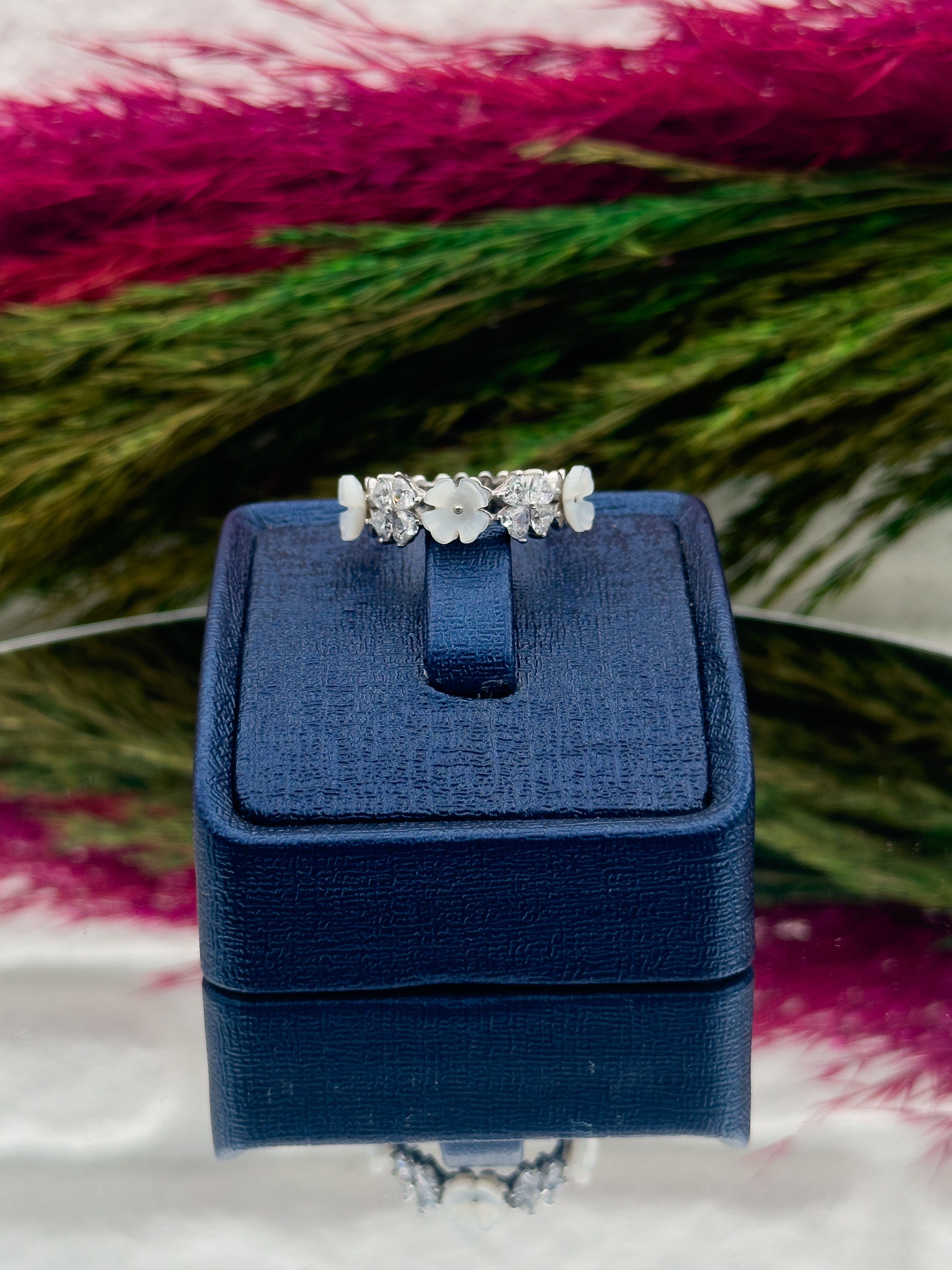 925 Ayar Gümüş Spor Manolya Modeli Trend Kadın Yüzük