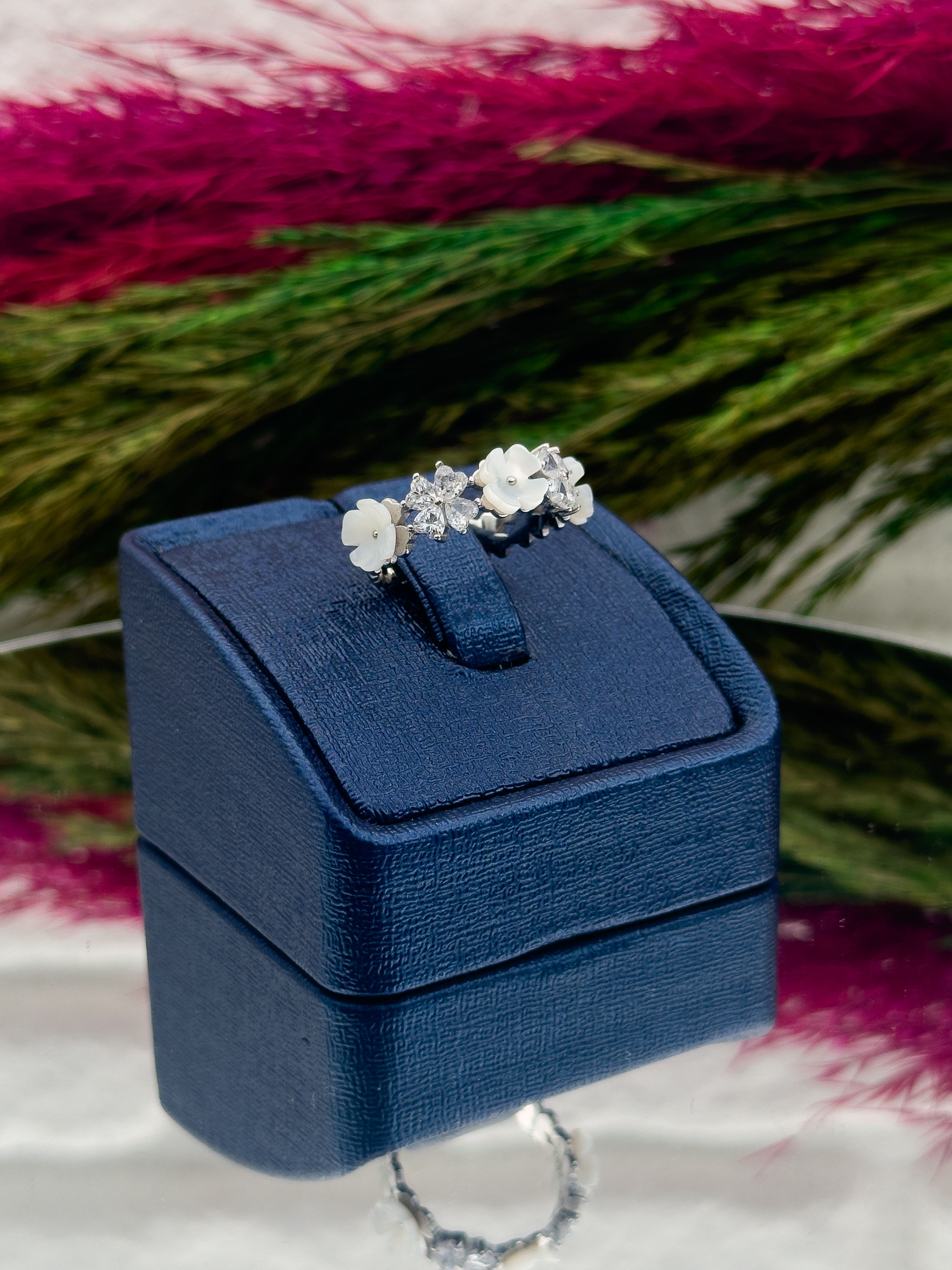 925 Ayar Gümüş Spor Manolya Modeli Trend Kadın Yüzük