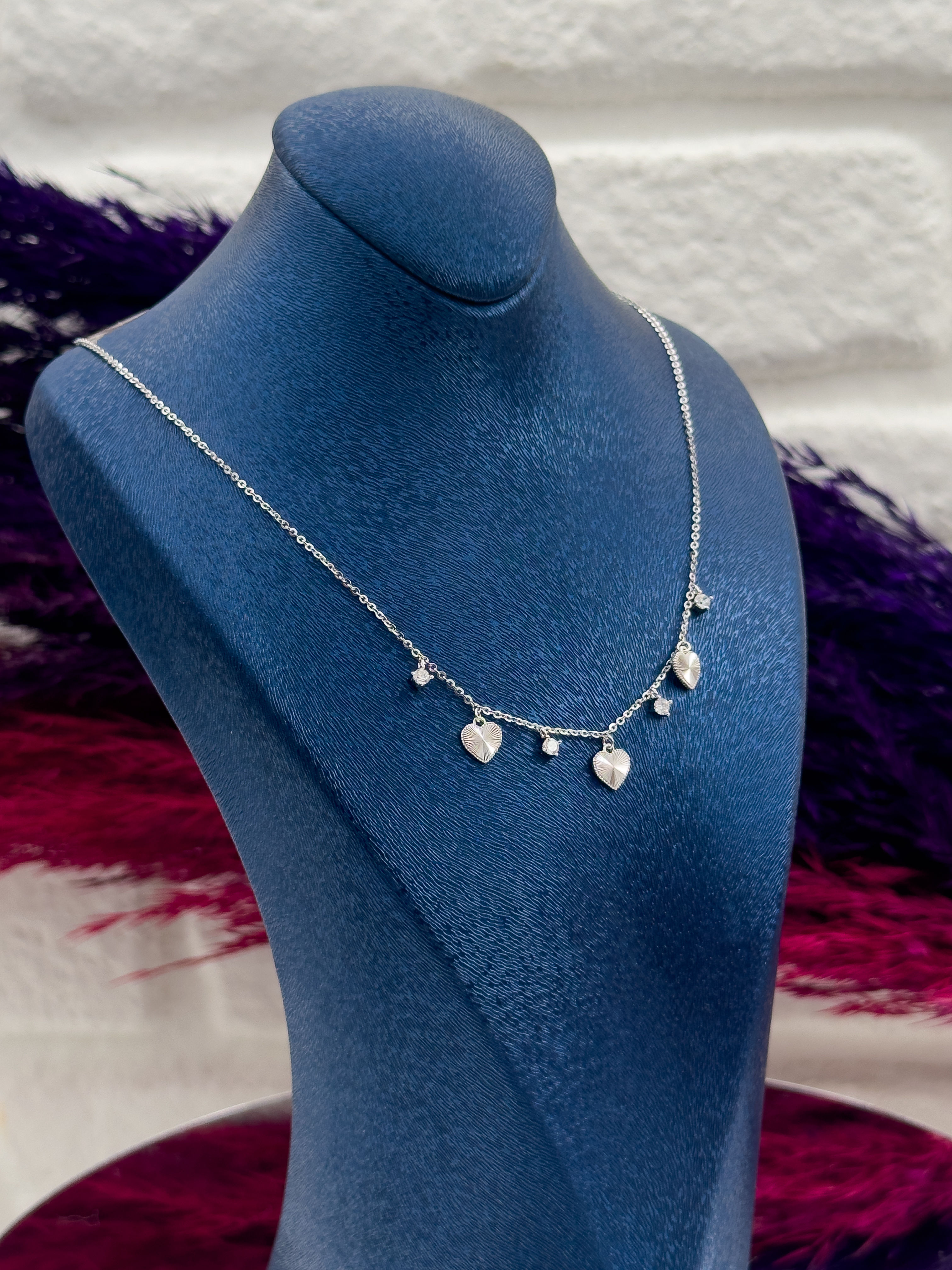 925 Ayar Gümüş Kalpli Taşlı Şans Modeli Zarif Kadın Kolye