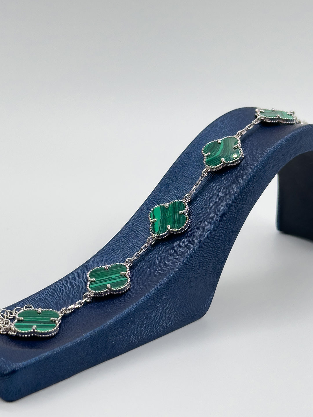 5'li İri Boy Malachite Taşlı Yonca Kadın Gümüş Bileklik