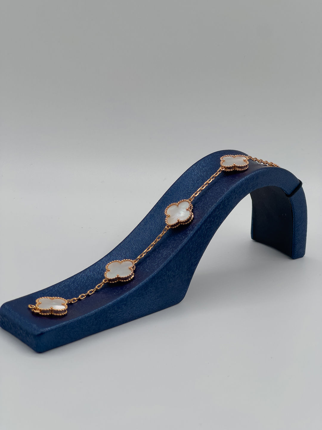 Rose Renk 5'li Sedef Taşlı Yonca Kadın Gümüş Bileklik