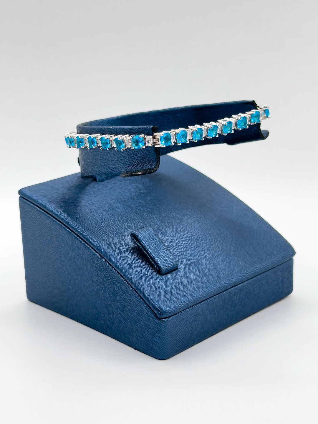 Aquamarin Taşlı Su Yolu Kadın Gümüş Bileklik - Su Yolu Bileklik