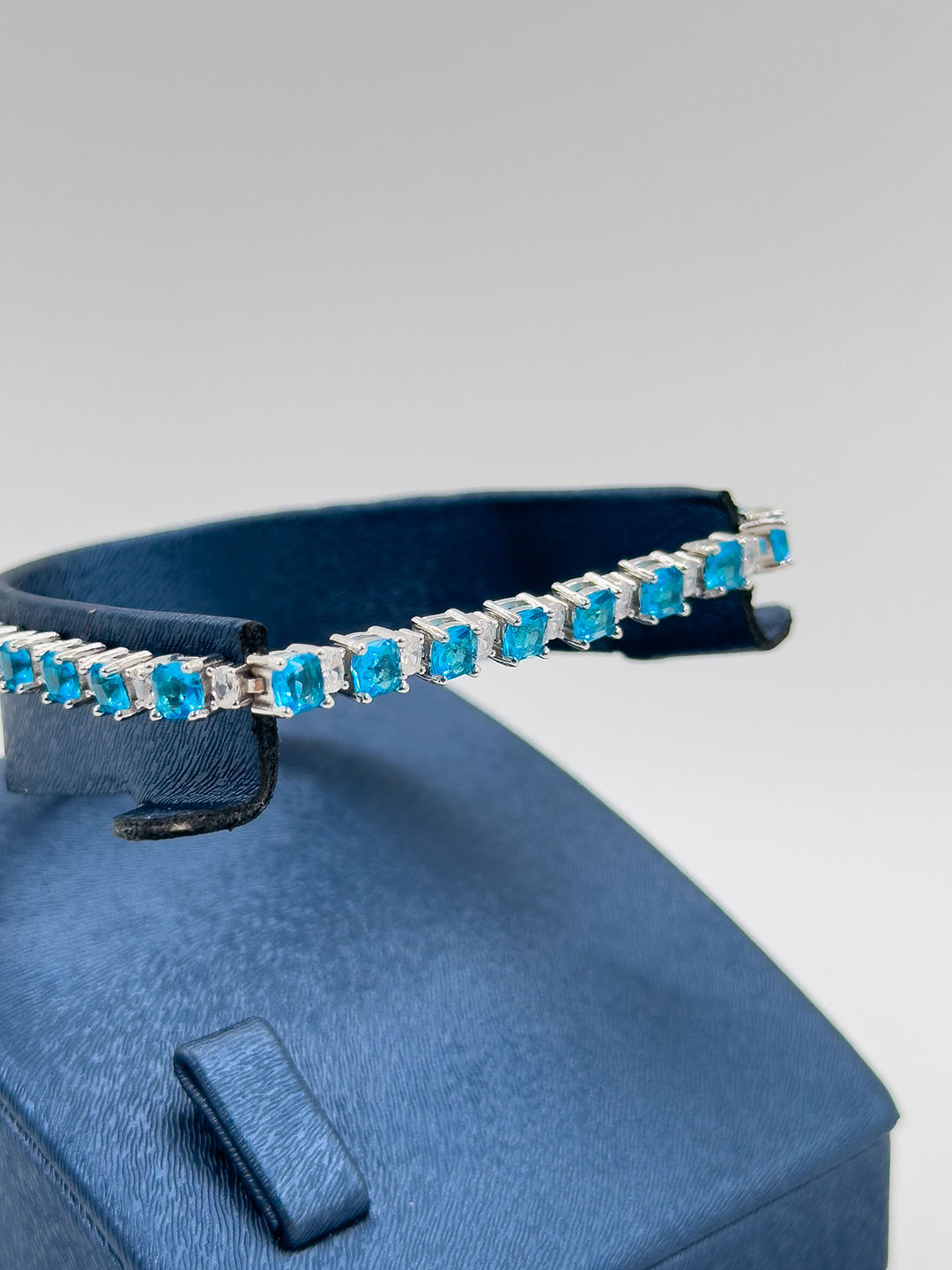 Aquamarin Taşlı Su Yolu Kadın Gümüş Bileklik - Su Yolu Bileklik