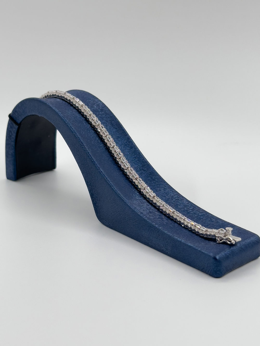 Pırlanta Montür Özel Kadın Gümüş Bileklik