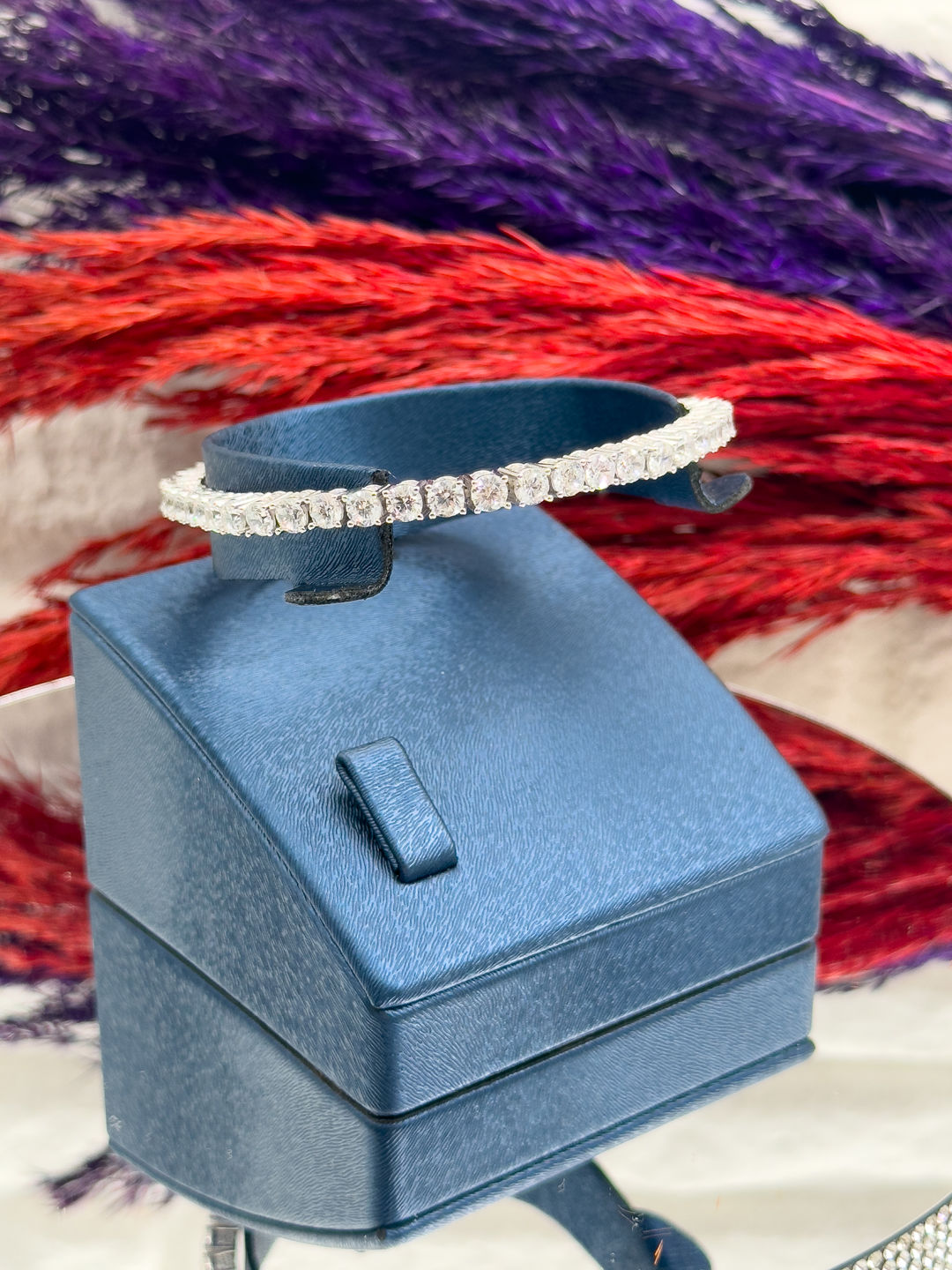 925 Ayar Gümüş Pırlanta Montürlü Su Yolu Modeli Zarif Kadın Bileklik