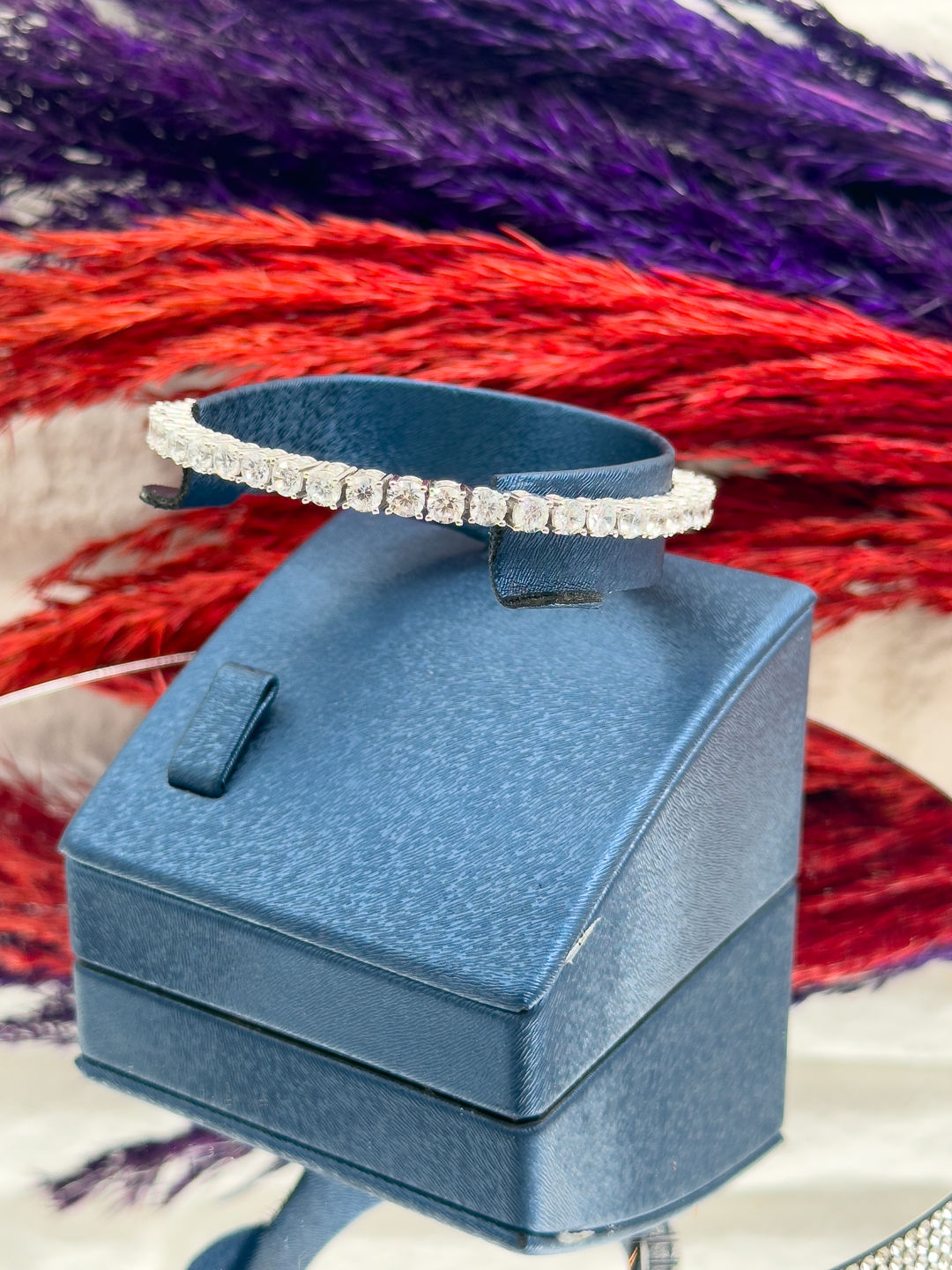 925 Ayar Gümüş Pırlanta Montürlü Su Yolu Modeli Zarif Kadın Bileklik