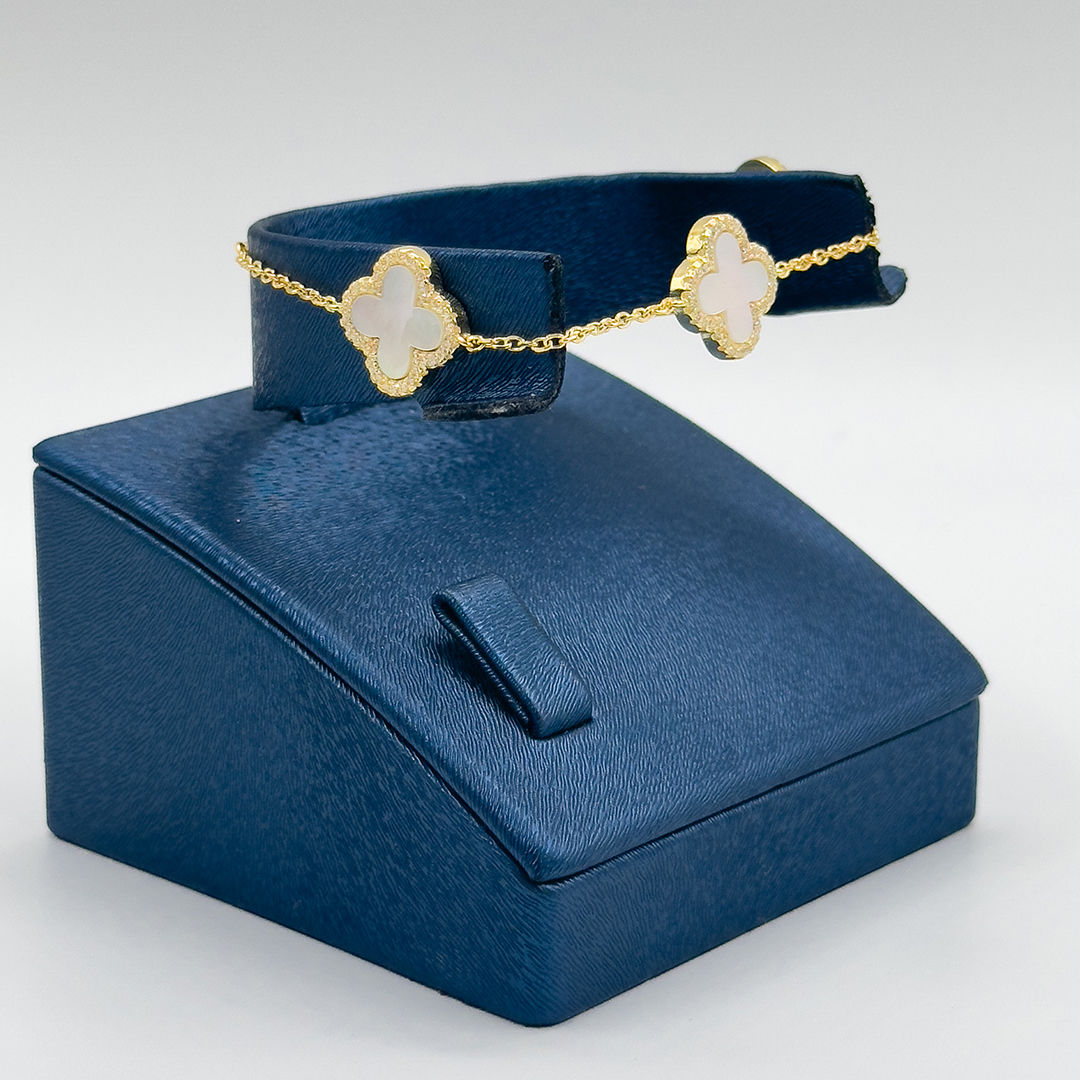 Gold Renk 3'lü Sedef Taşlı Yonca Kadın Gümüş Bileklik