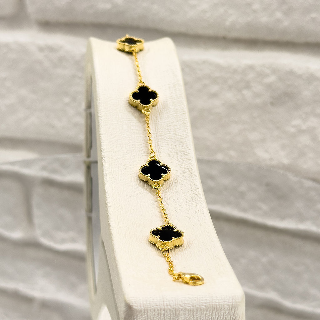 Gold Renk Onix Taşlı Yonca Gümüş Bileklik