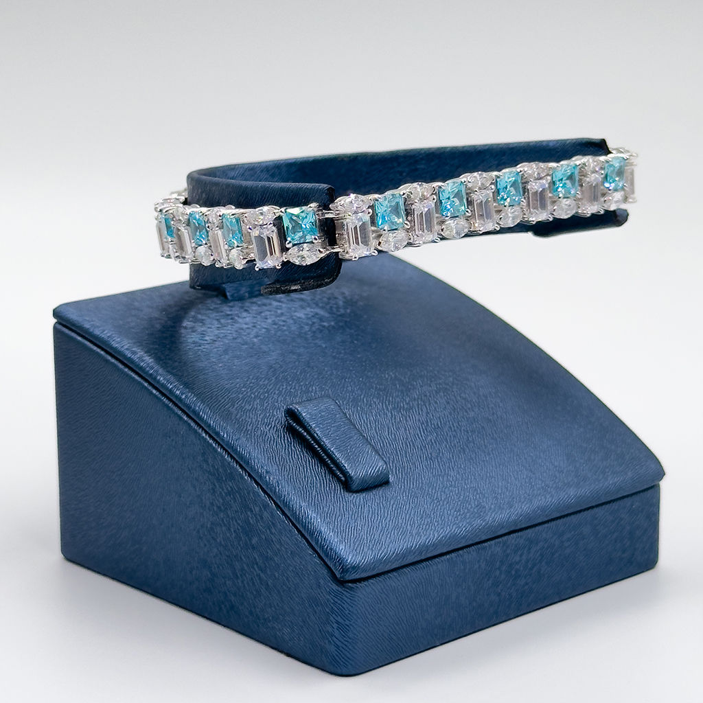 Pırlanta Montür Aquamarin Taşlı Gümüş Bileklik