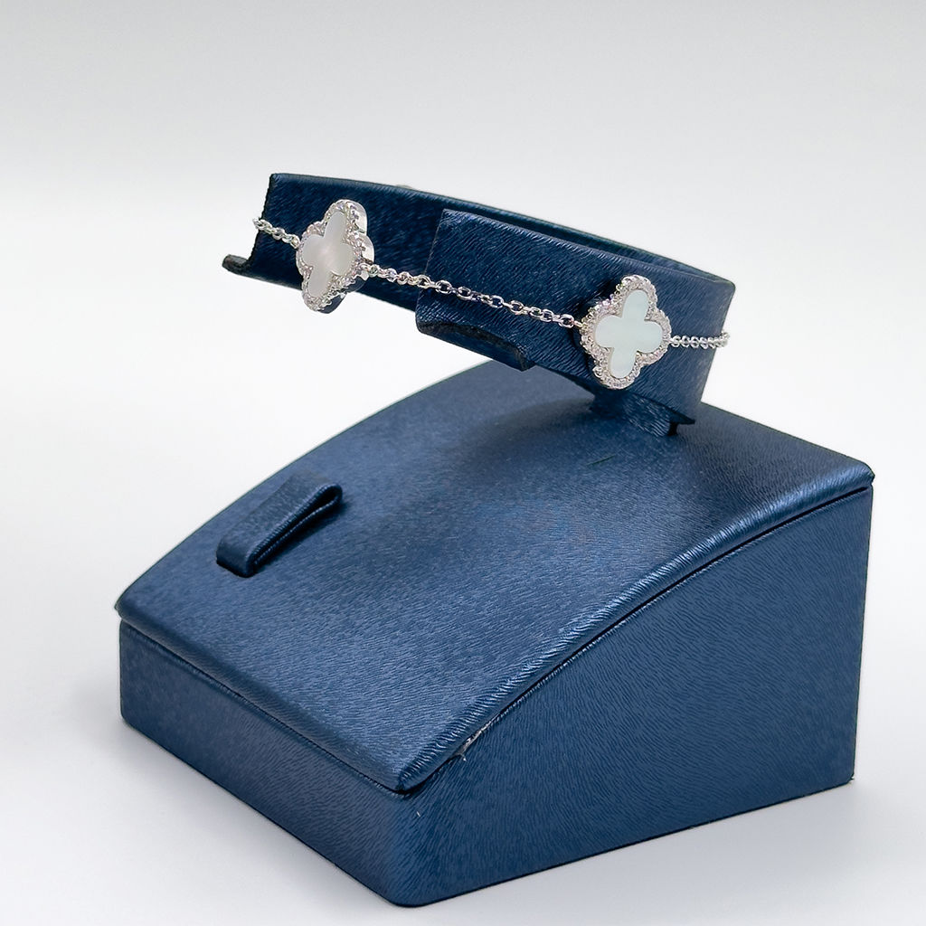 Sedef Taşlı Yonca 925 Ayar Gümüş Bileklik