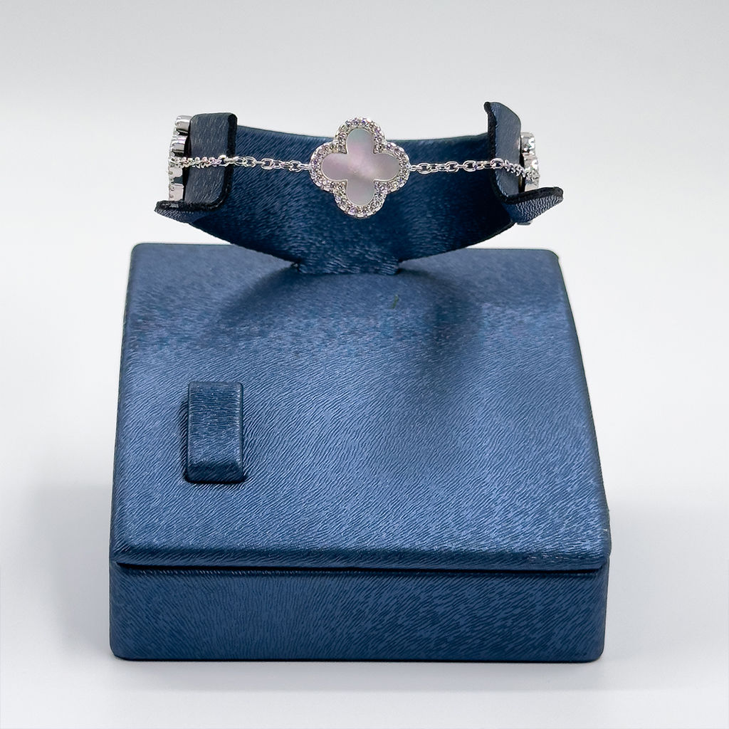 Sedef Taşlı Yonca 925 Ayar Gümüş Bileklik