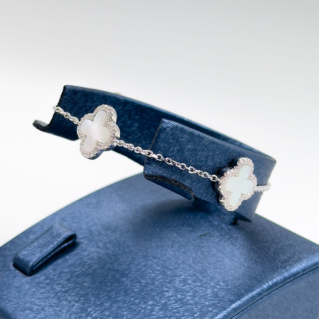 Sedef Taşlı Yonca 925 Ayar Gümüş Bileklik