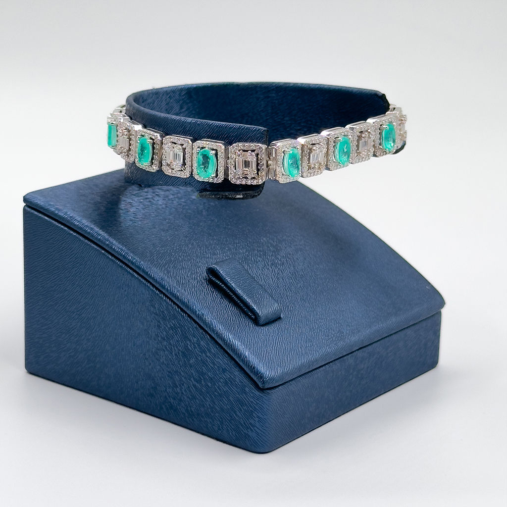 Pırlanta Montür Mavi Paraiba Gümüş Bileklik