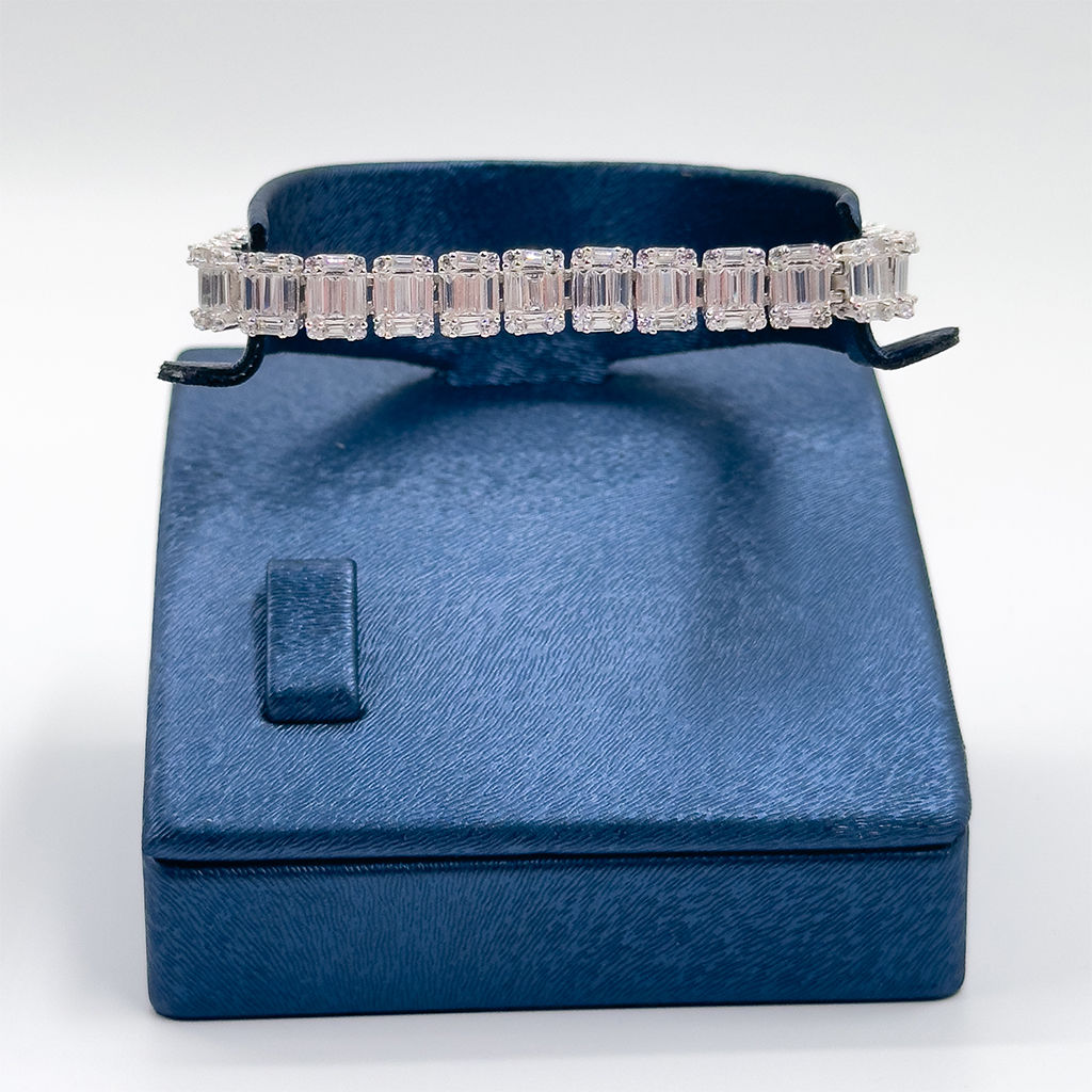 Baget Taşlı Su Yolu Gümüş Bileklik