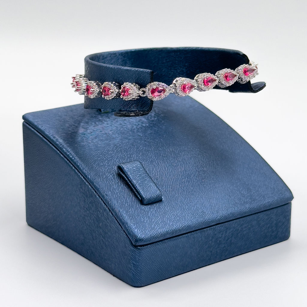 Yakut Taşlı Damla Su Yolu Gümüş Bileklik