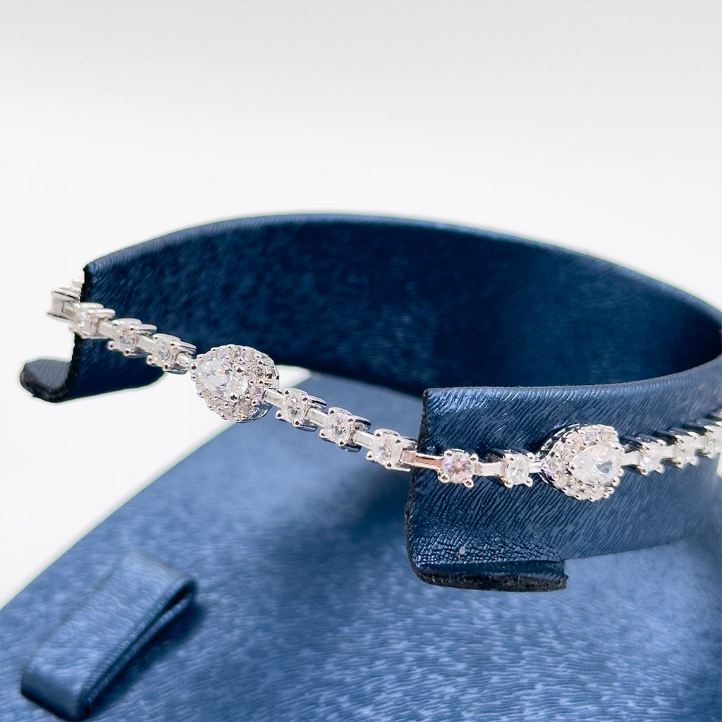 Pırlanta Montür Damla Gümüş Bileklik