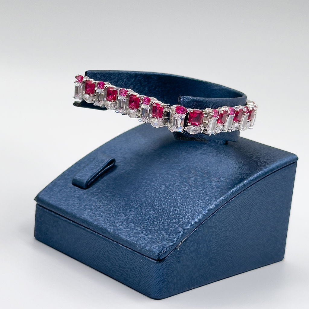 Pırlanta Montür Yakut Taşlı Gümüş Bileklik