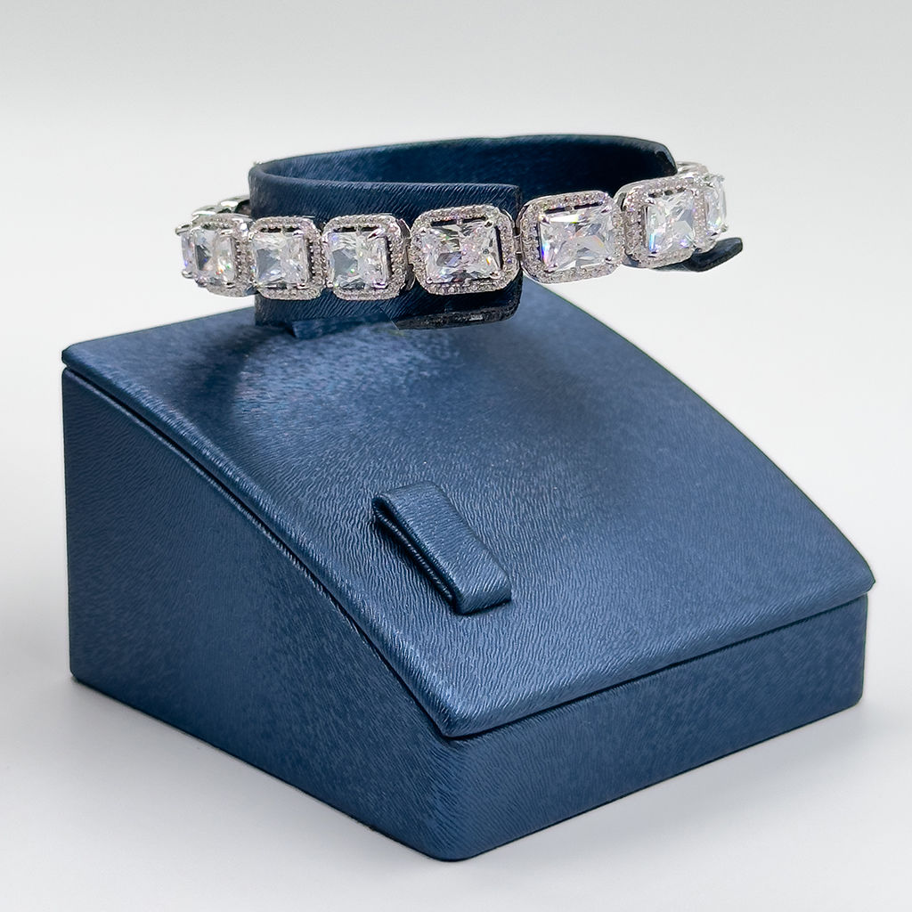 Büyük Baget Taşlı Su Yolu Gümüş Bileklik