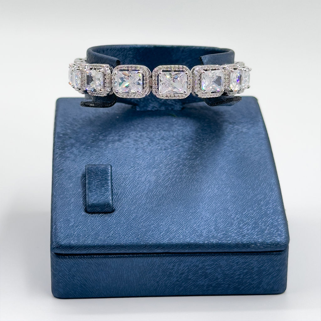 Büyük Baget Taşlı Su Yolu Gümüş Bileklik