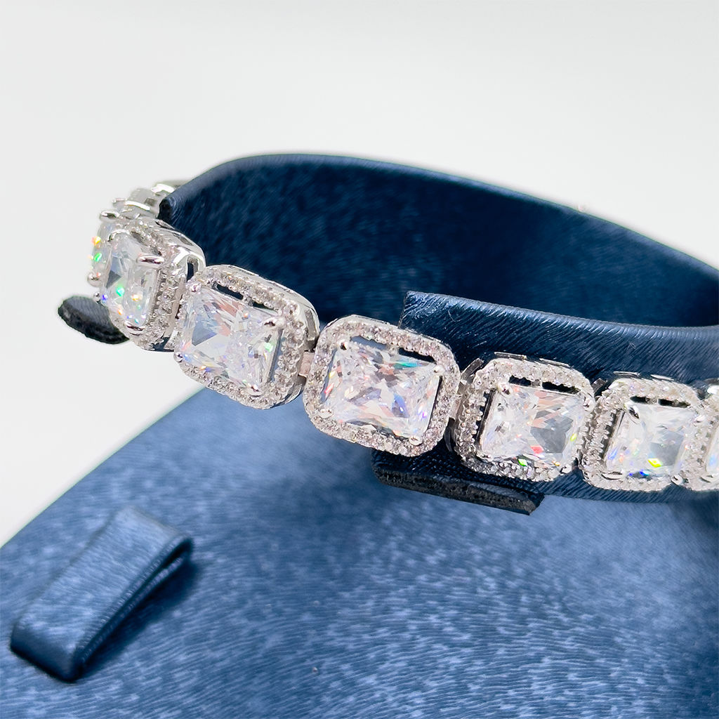 Büyük Baget Taşlı Su Yolu Gümüş Bileklik