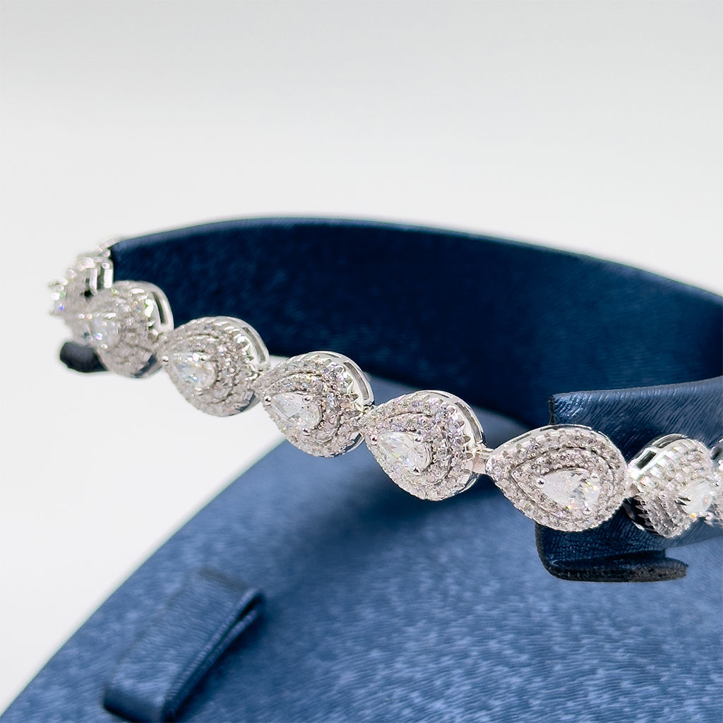 Su Yolu Damla Taşlı Gümüş Bileklik