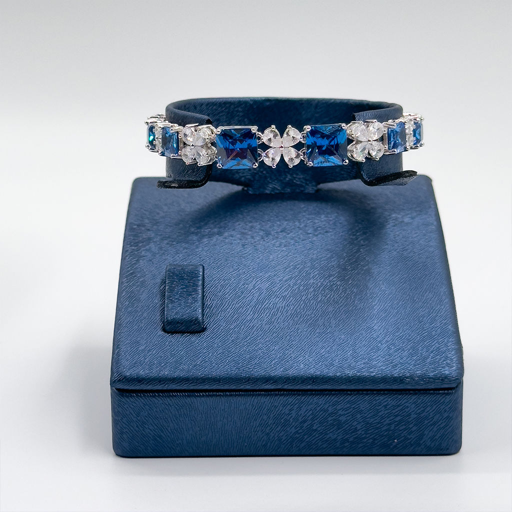 Pırlanta Montür Safir Taşlı Gümüş Bileklik