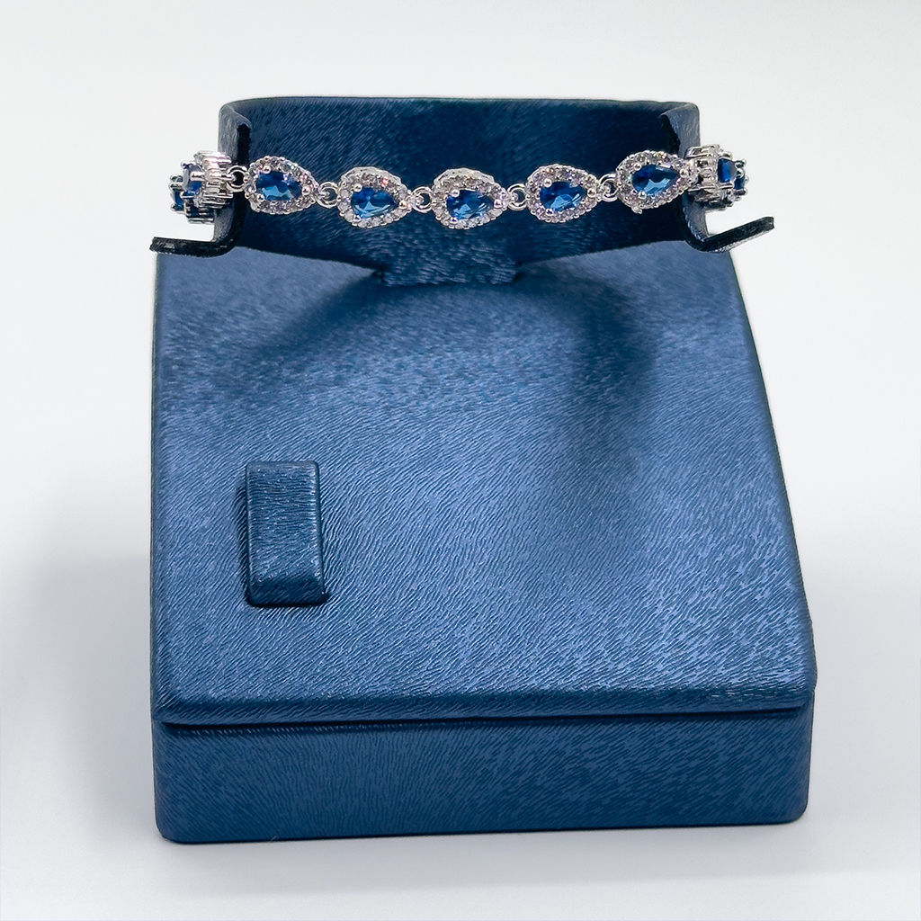 Safir Taşlı Damla Model Gümüş Bileklik