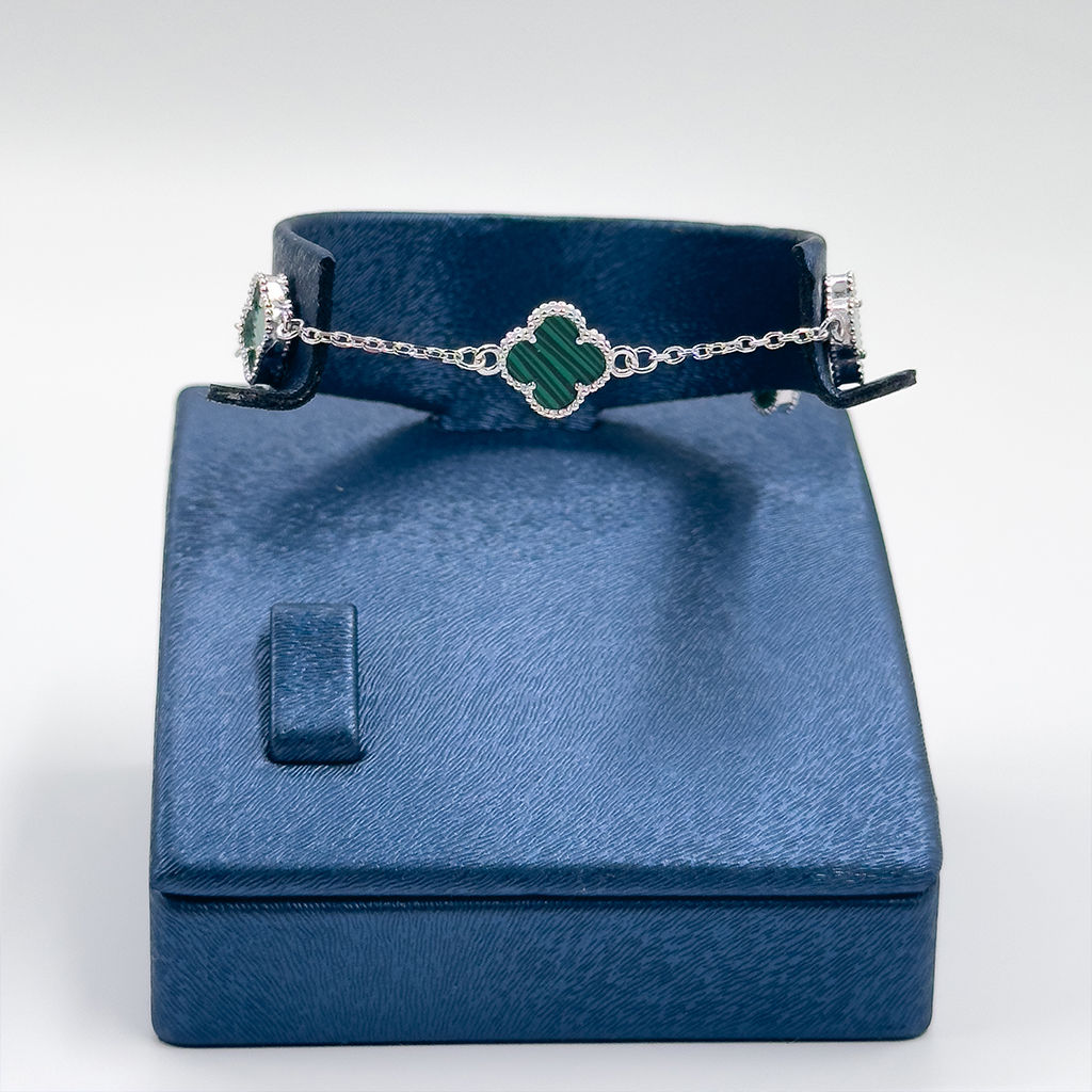 925 Ayar Gümüş 5’li Malakit Taşlı Yonca Modeli Zarif Kadın Bileklik