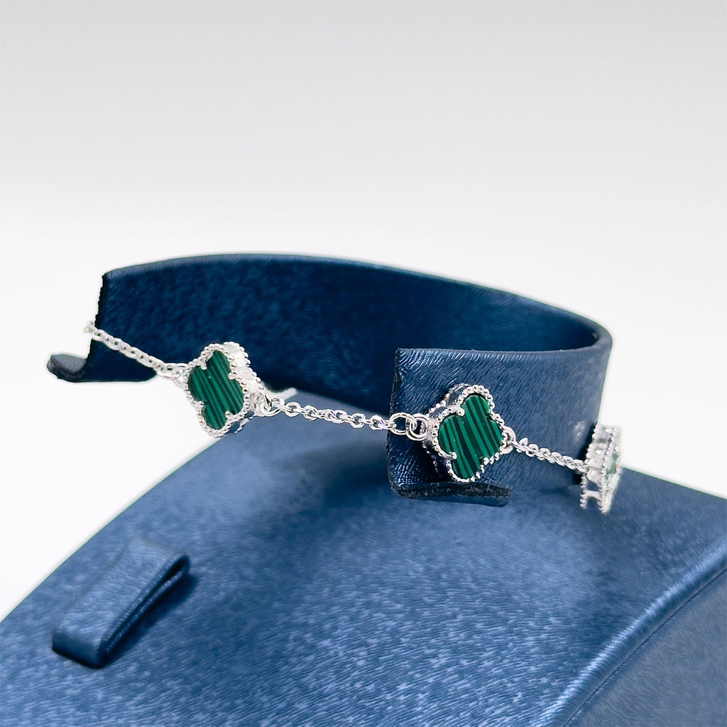 925 Ayar Gümüş 5’li Malakit Taşlı Yonca Modeli Zarif Kadın Bileklik