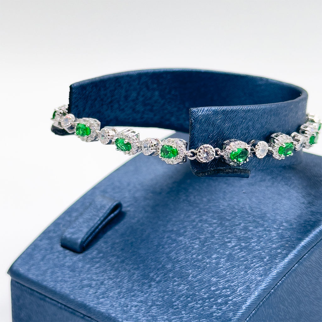 Zümrüt Taşlı Su Yolu Gümüş Bileklik