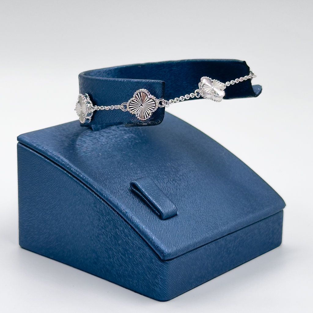 Taşsız Spor Yonca Gümüş Bileklik