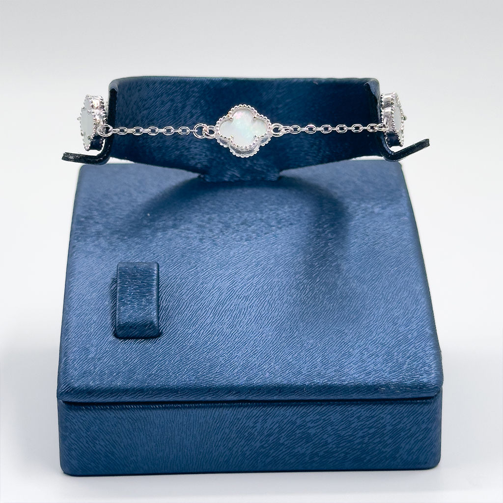 Sedef Taşlı Yonca Gümüş Bileklik