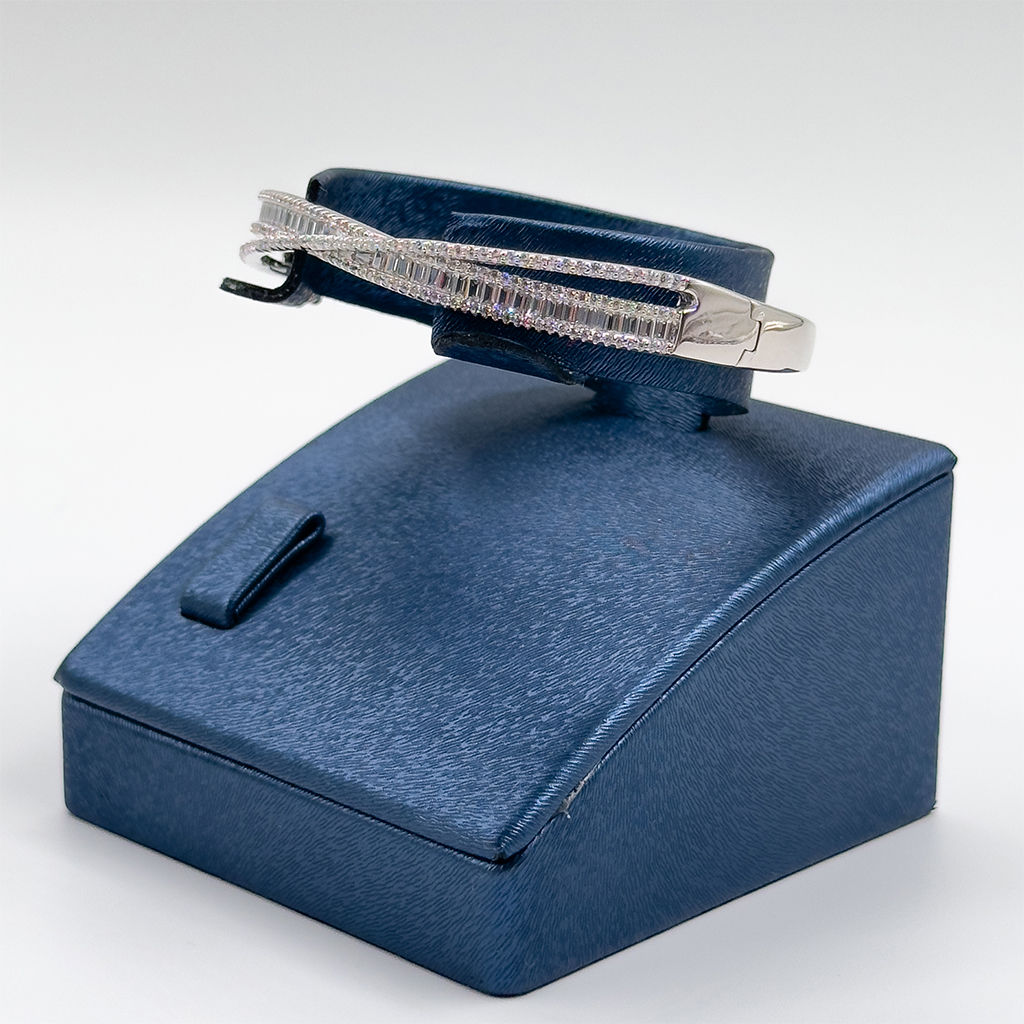 Pırlanta Montür Baget Taşlı Kelepçe Gümüş Bileklik