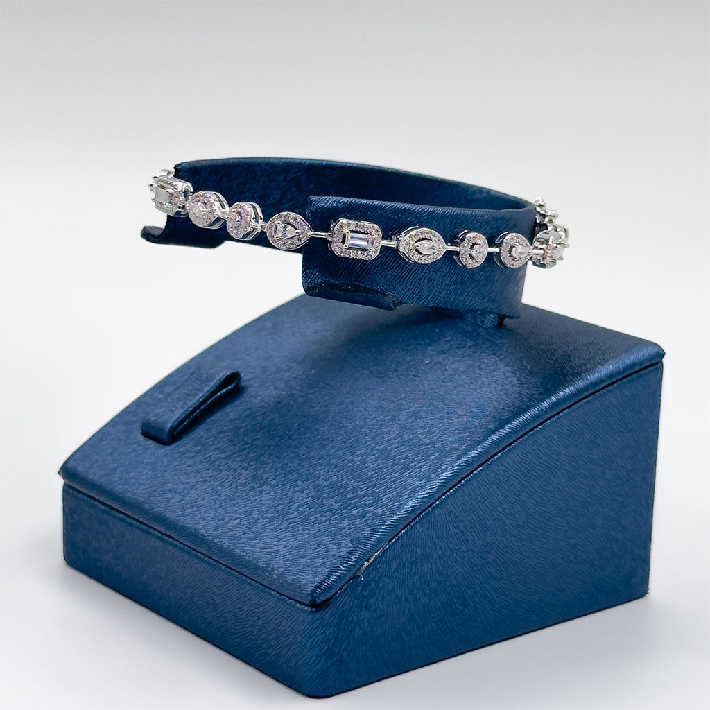 Pırlanta Montür Gümüş Bileklik