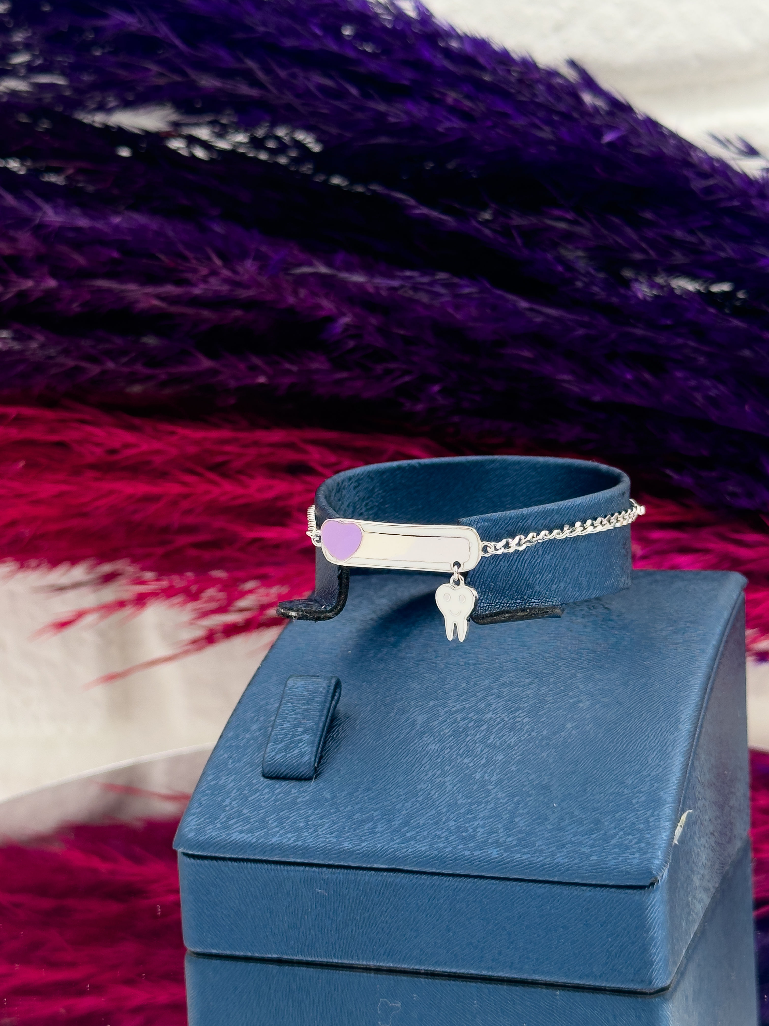 925 Ayar Gümüş Diş Figürlü İsim Yazılabilir Kız & Erkek Bebek Künye – Kişiye Özel Gümüş Çocuk Bileklik