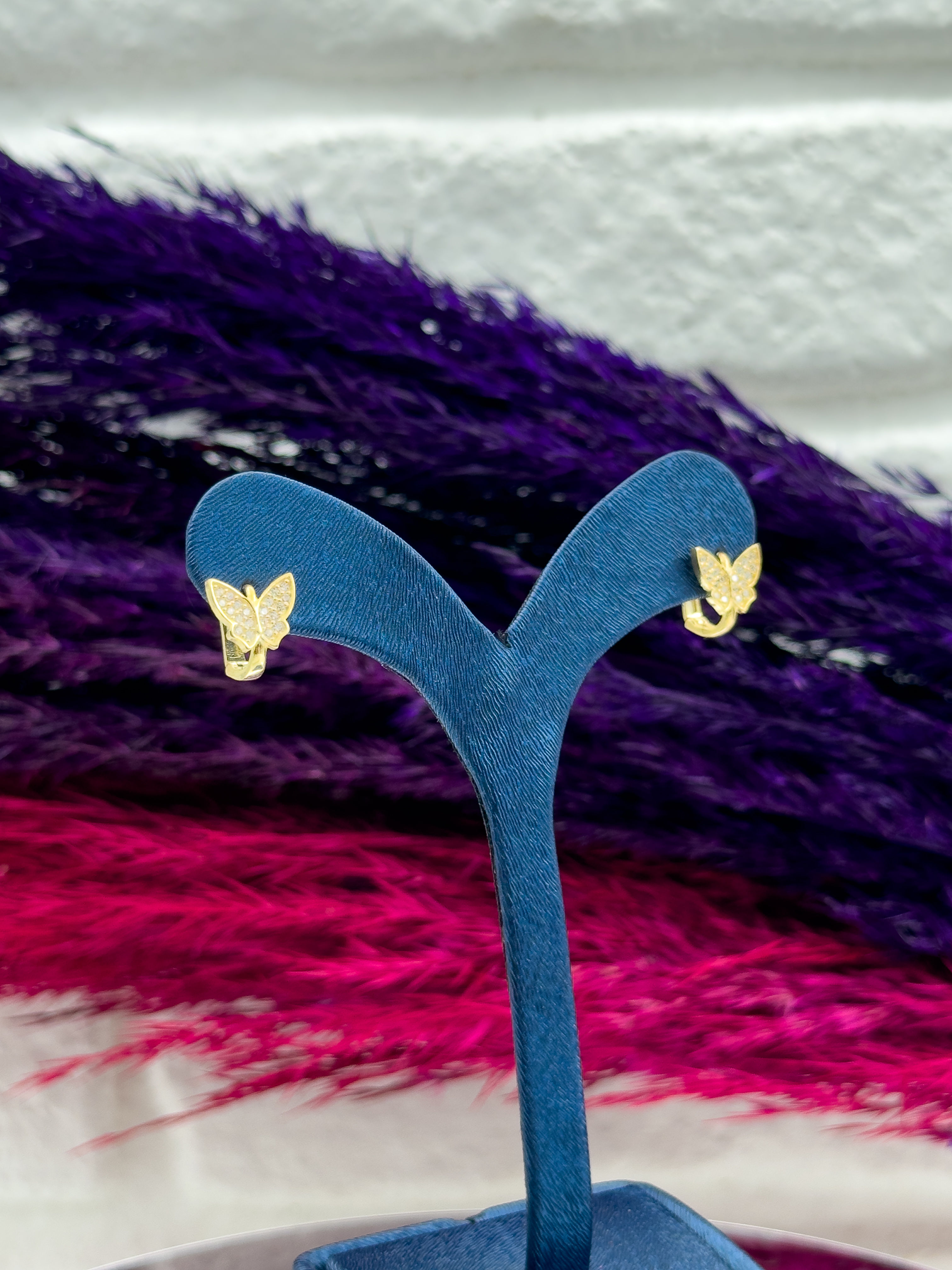 925 Ayar Gümüş Gold Renk Kelebek Tasarımlı Zarif Kız Çocuk Küpesi