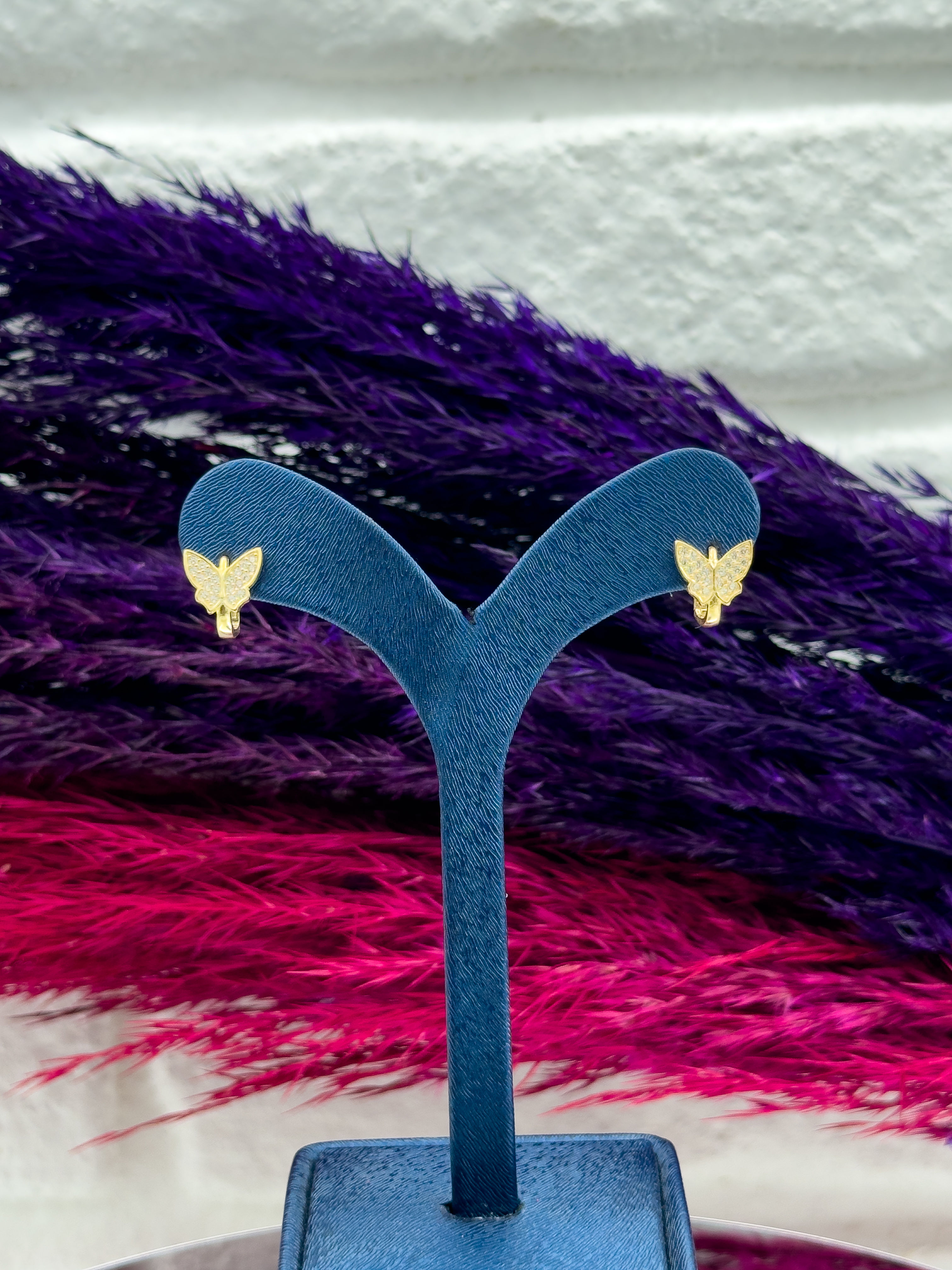 925 Ayar Gümüş Gold Renk Kelebek Tasarımlı Zarif Kız Çocuk Küpesi