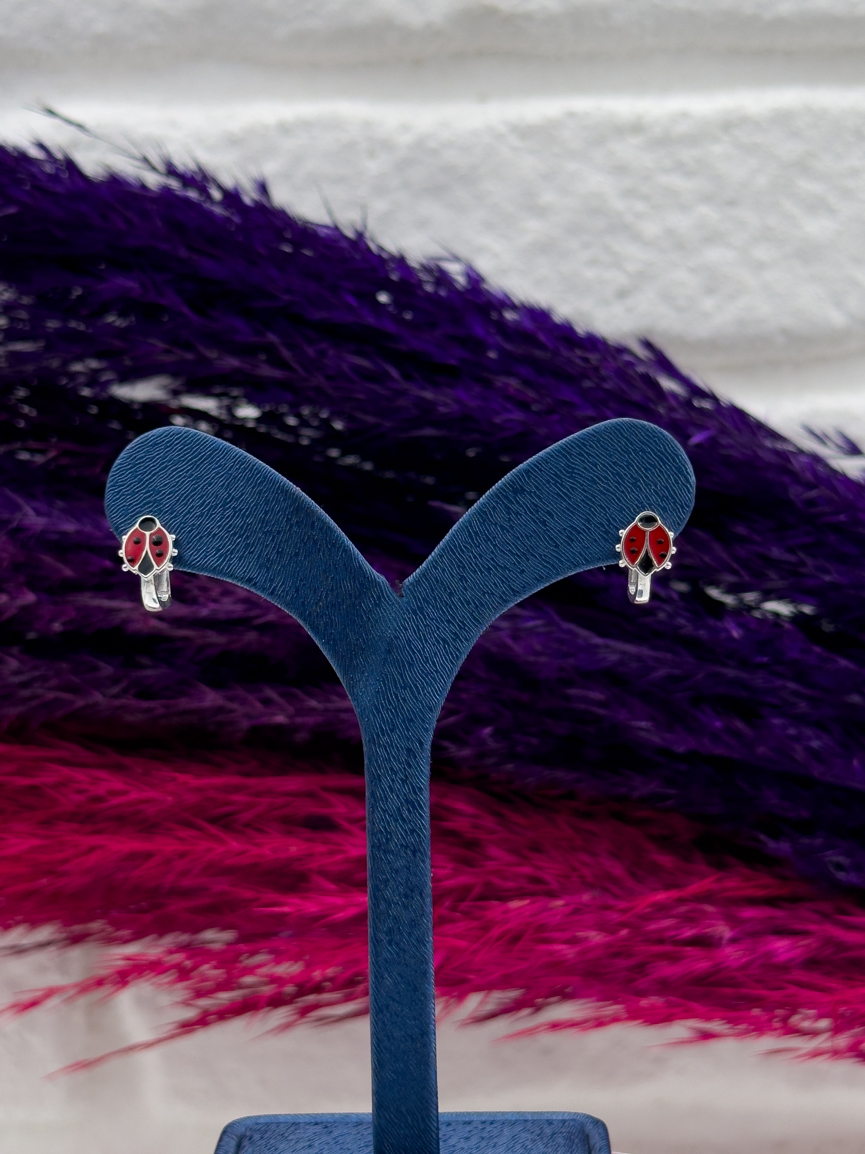 925 Ayar Gümüş Uğur Böcekli Zarif Kız Çocuk Küpesi