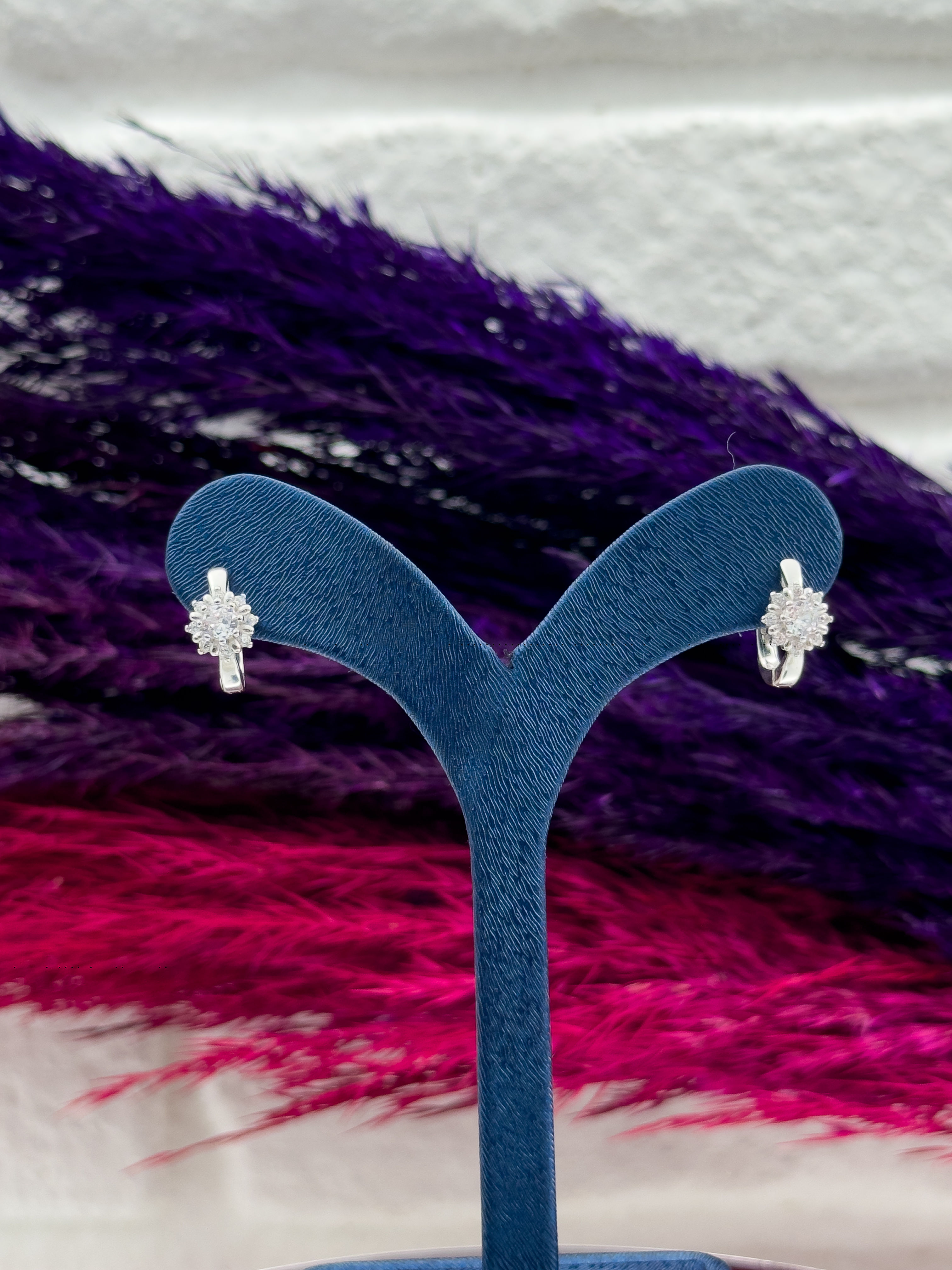 925 Ayar Gümüş Zirkon Taşlı Zarif Kız Çocuk Küpesi