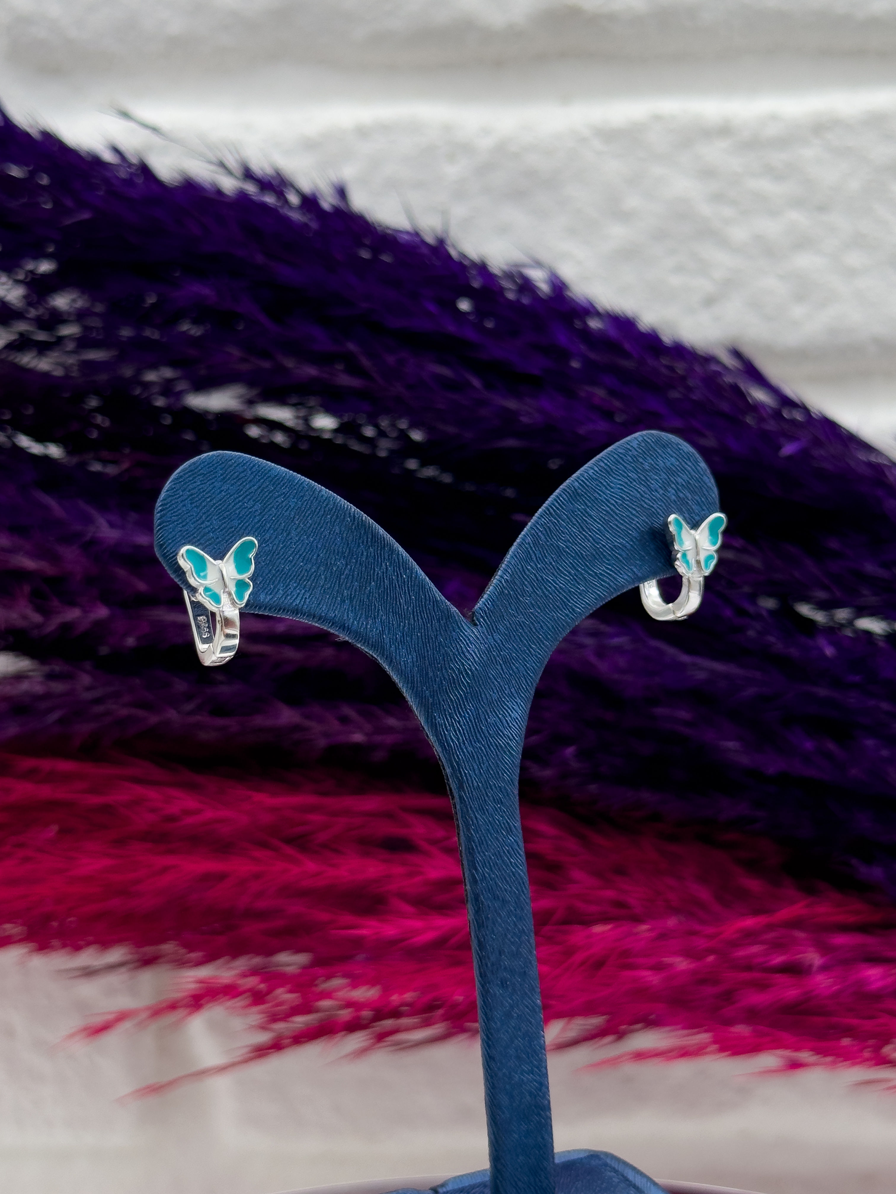 925 Ayar Gümüş Mineli Kelebek Tasarım Çocuk Küpesi – Kız Çocuklar İçin Zarif Gümüş Küpe