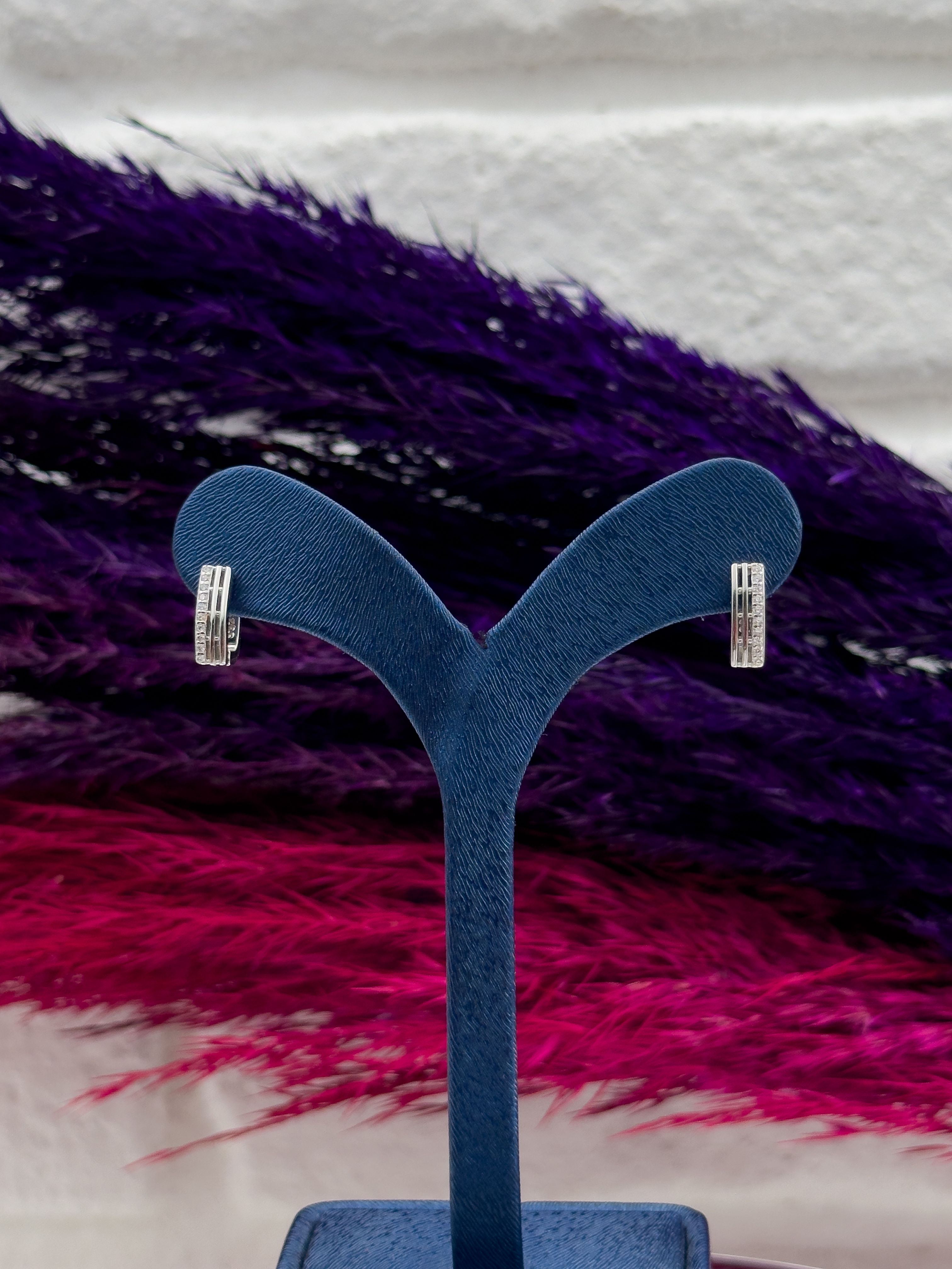 925 Ayar Gümüş Düz Tasarım Zarif Kız Çocuk Küpesi