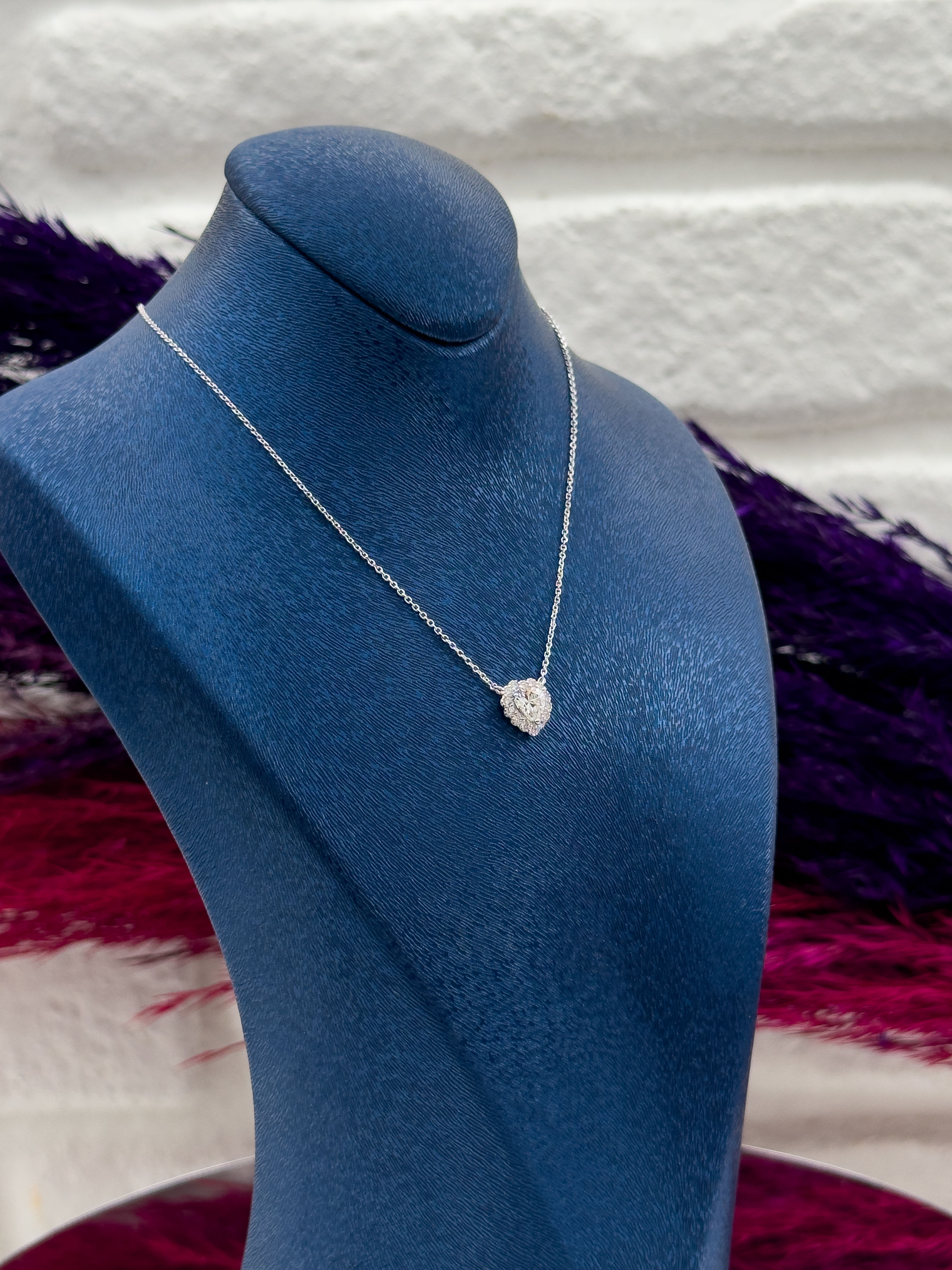 925 Ayar Gümüş Tektaş Kalpli Desenli Popüler Kadın Kolye