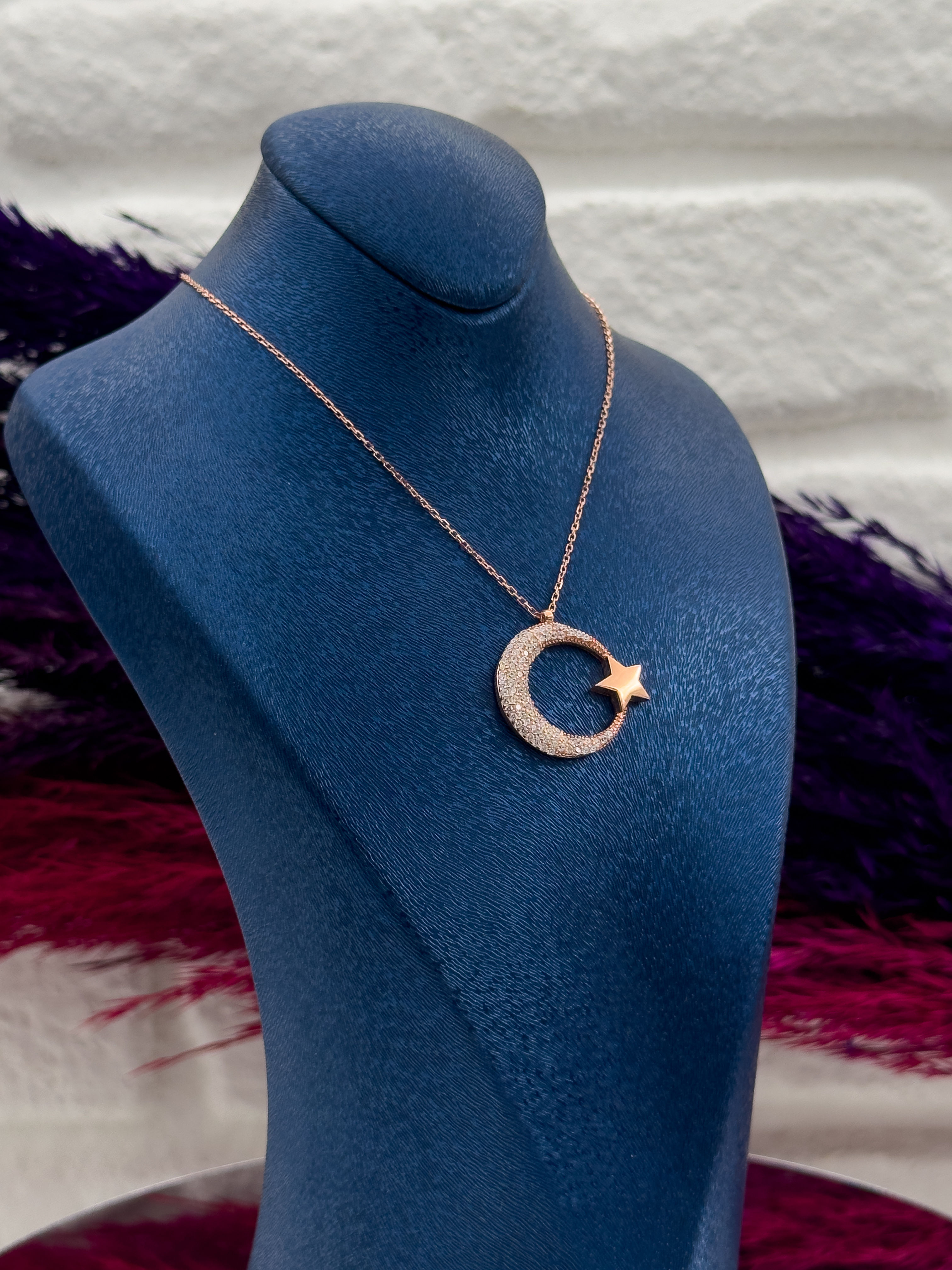 925 Ayar Gümüş Rose Renk Taşlı Ayyıldız Modeli Lüks Kadın Kolye